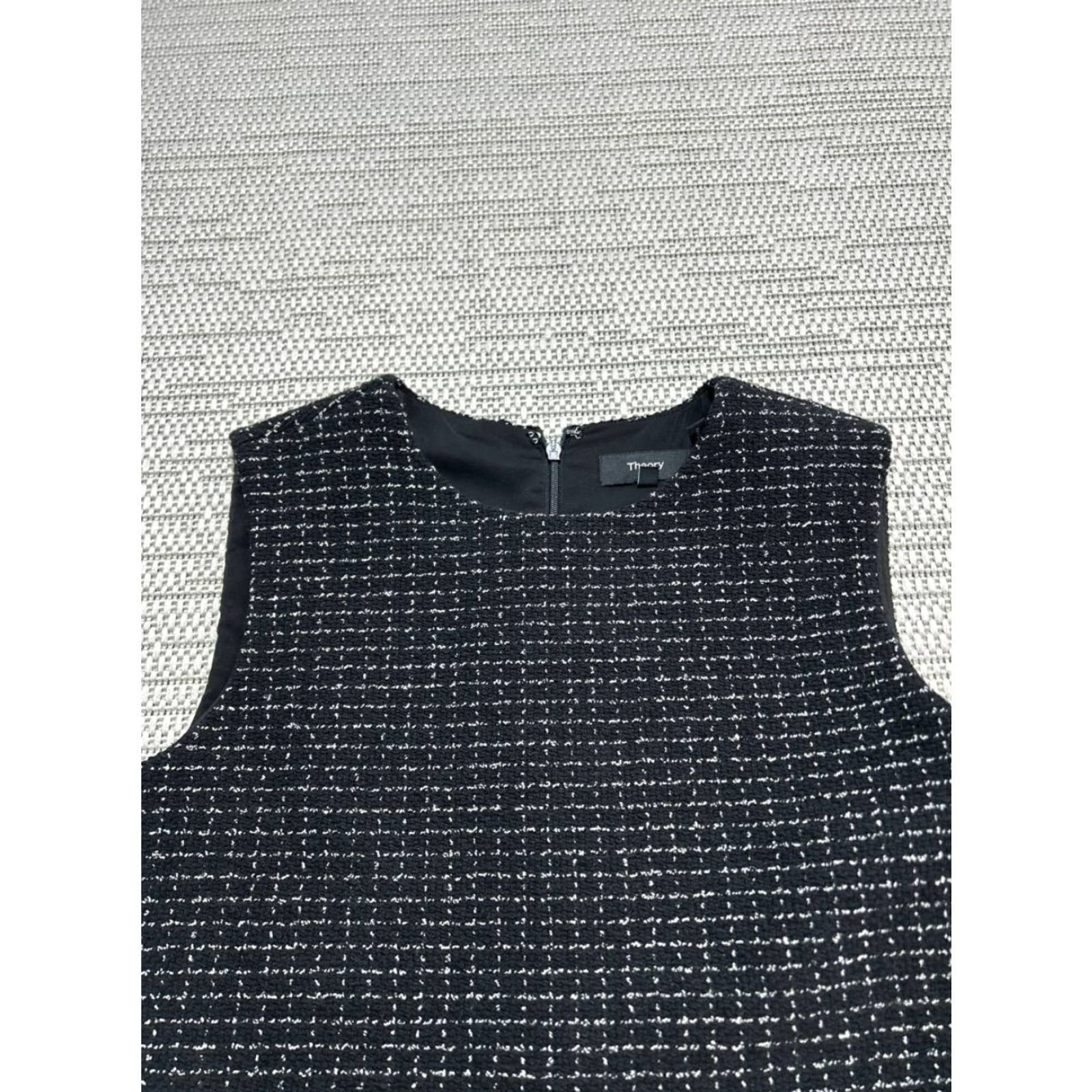 St. John St John Dress Womens 6 Sheath Black Check Tweed Round Neck Back Zip Bag? Size M / US 6-8 / IT 42-44 - 3 Thumbnail