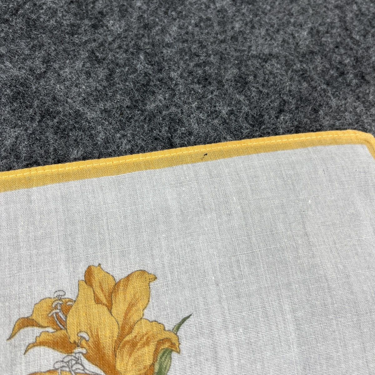 Paolo Gucci × Vintage Paolo Gucci Handkerchief / Bandana / Neckerchief B335 Size ONE SIZE - 9 Thumbnail