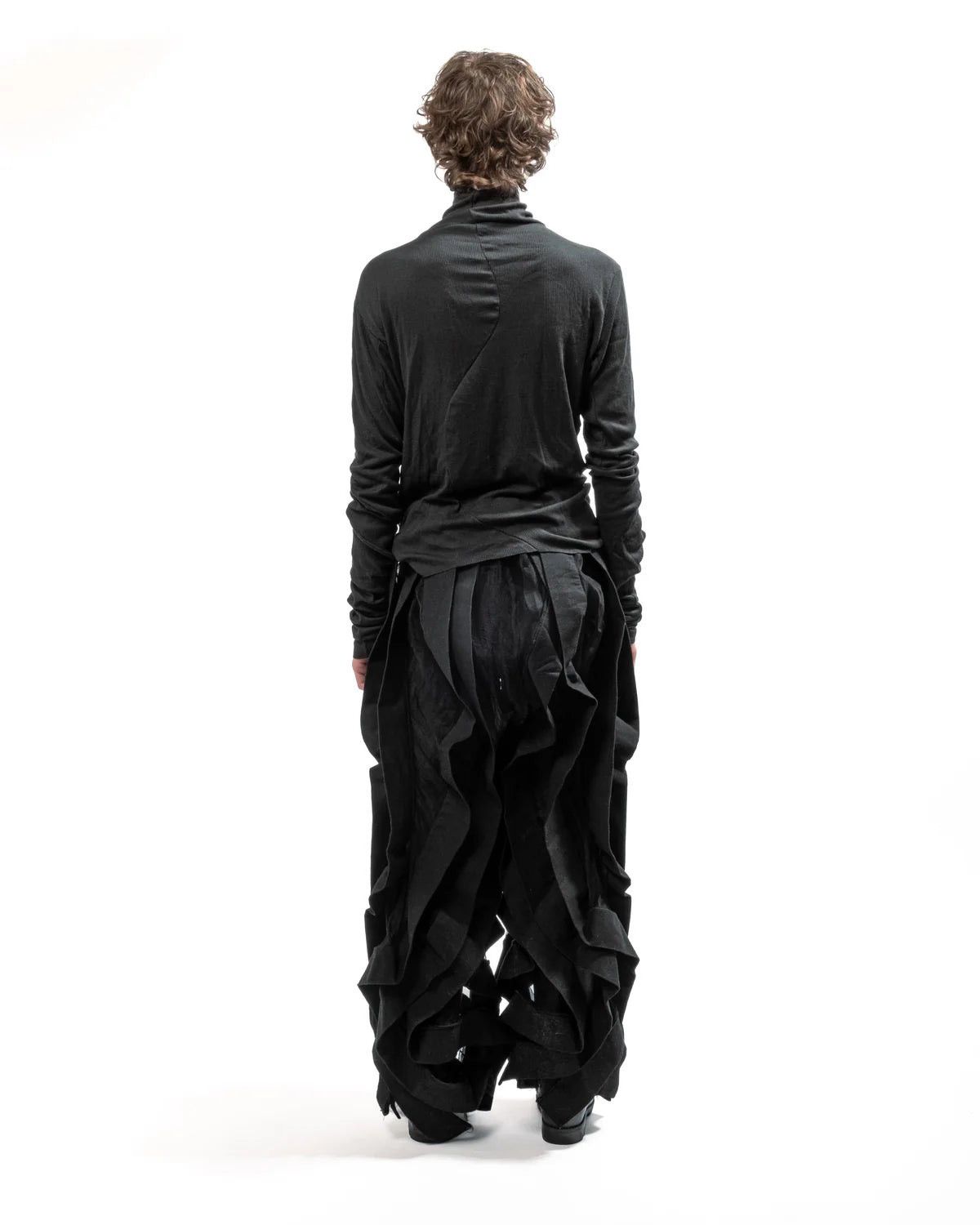 Jordan Arthur Smith Jordan Authur Smith BLACK SINGLE-LAYER TURTLENECK Size US M / EU 48-50 / 2 - 8 Thumbnail