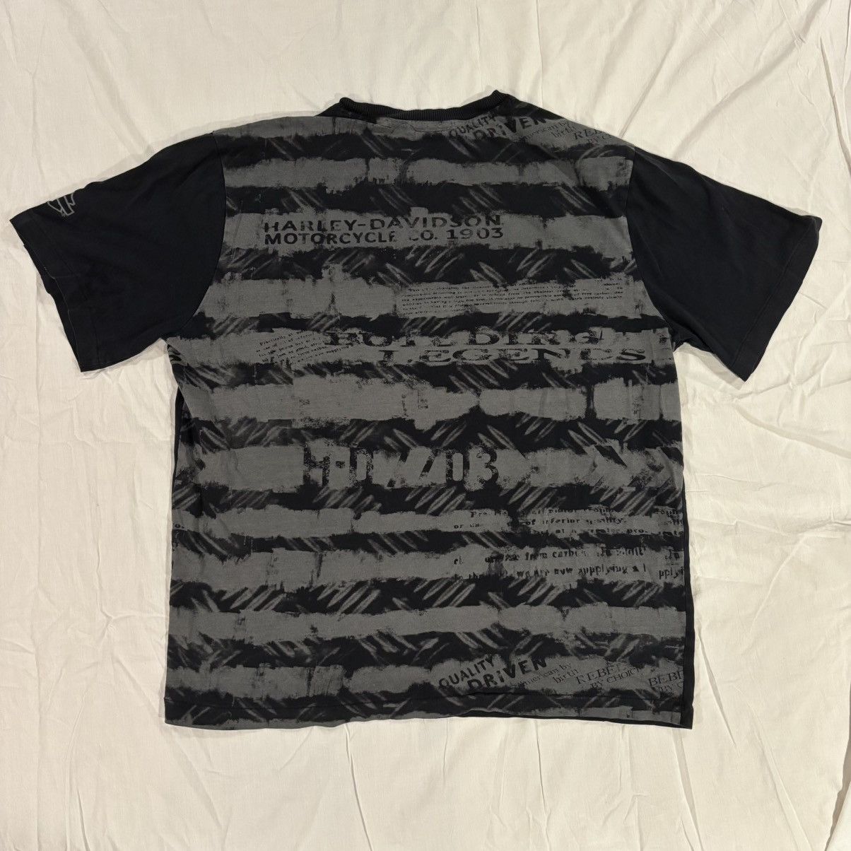 Harley Davidson Harley Tee Black and Grey Size L Size US L / EU 52-54 / 3 - 1 Thumbnail