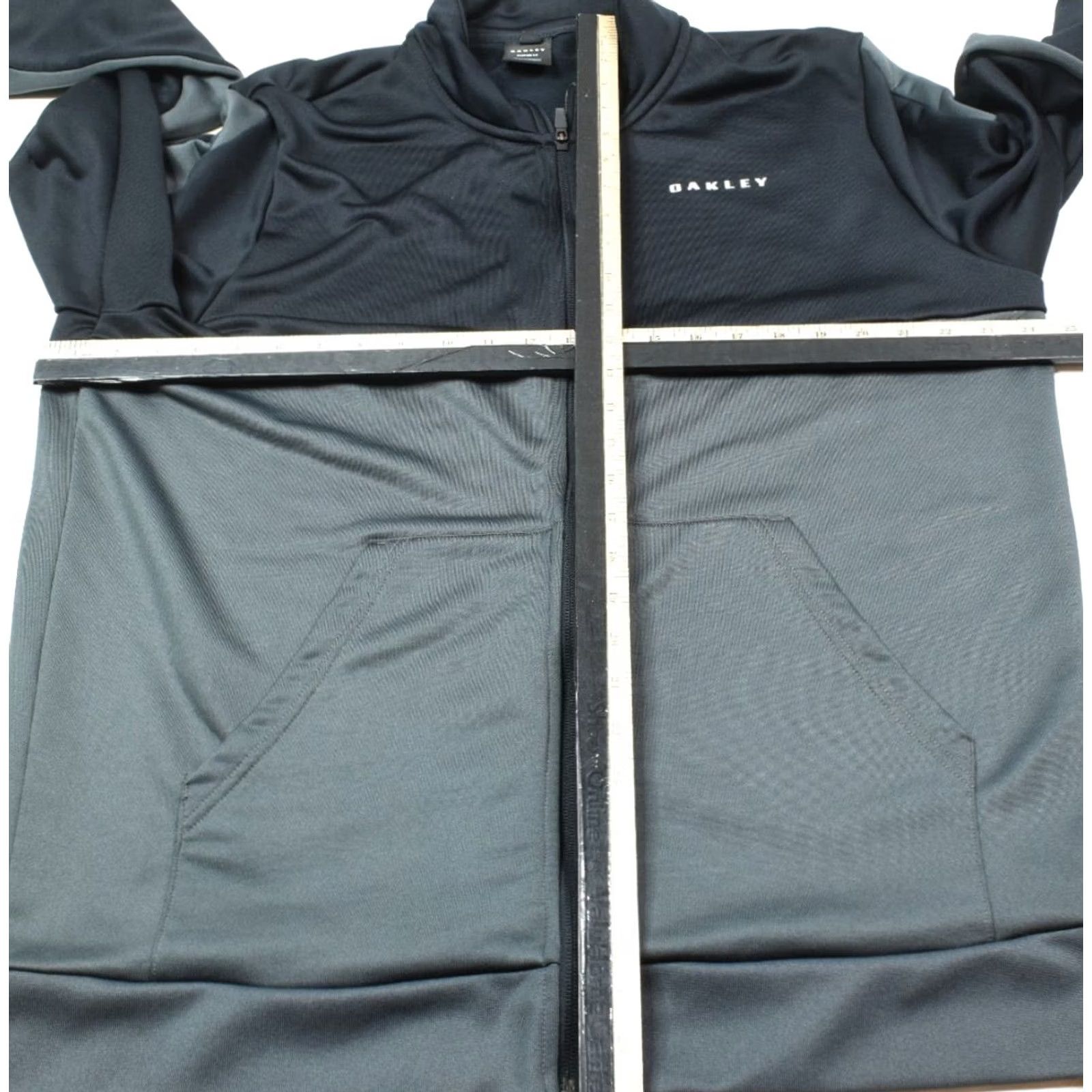 Oakley Oakley Track Jacket Mens XL Black Long Sleeve Full-Zip Regular Fit Size US XL / EU 56 / 4 - 7 Thumbnail