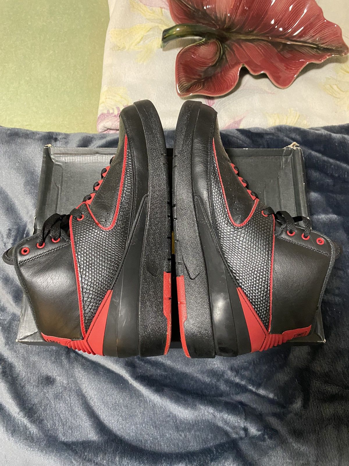 Jordan Brand Air Jordan 2 Alternate 87 2016 Men’s Shoe Size US 9.5 / EU 42-43 - 5 Thumbnail