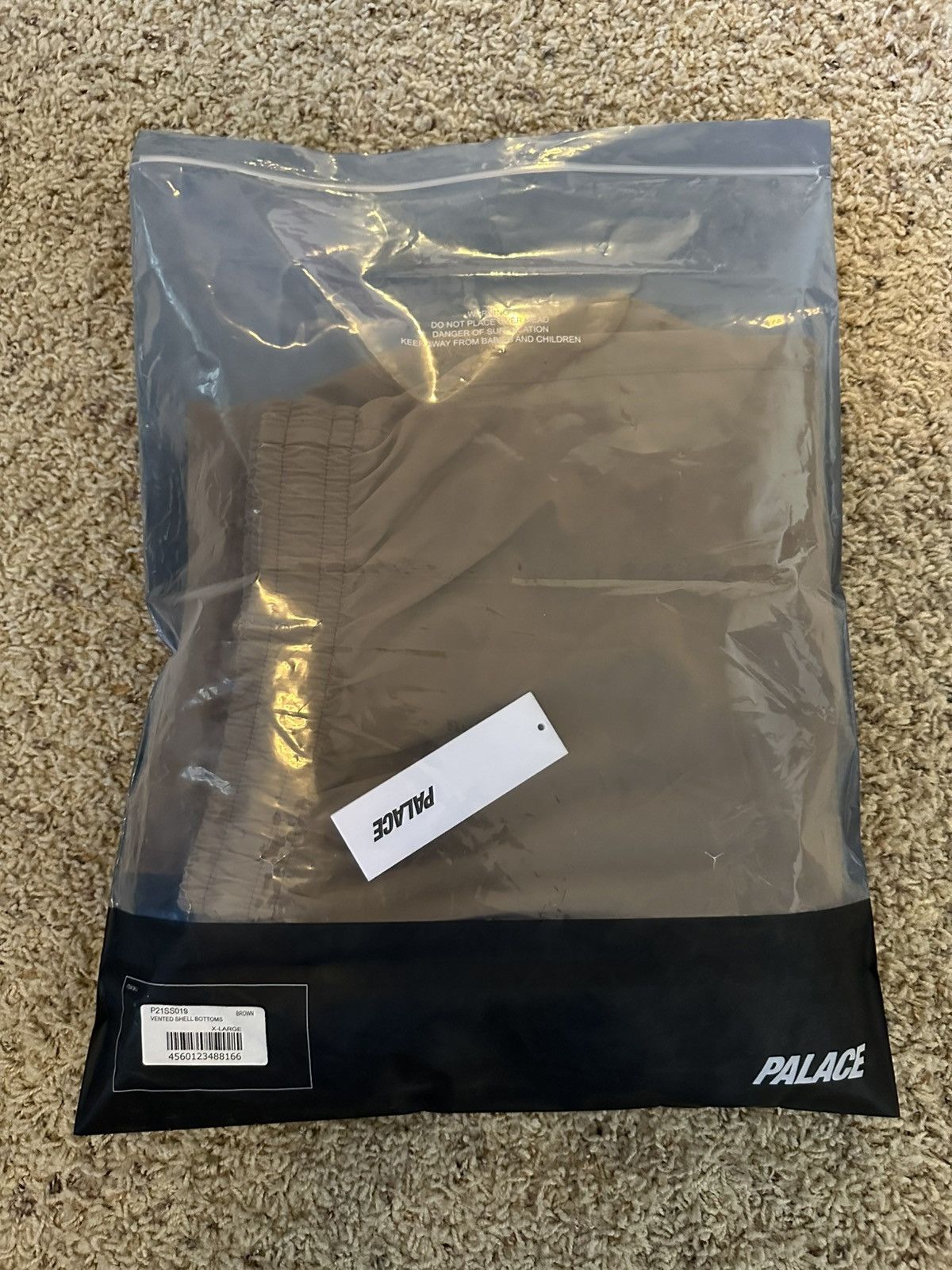 Palace Palace Vented Shell Bottoms Size US 36 / EU 52 - 12 Thumbnail