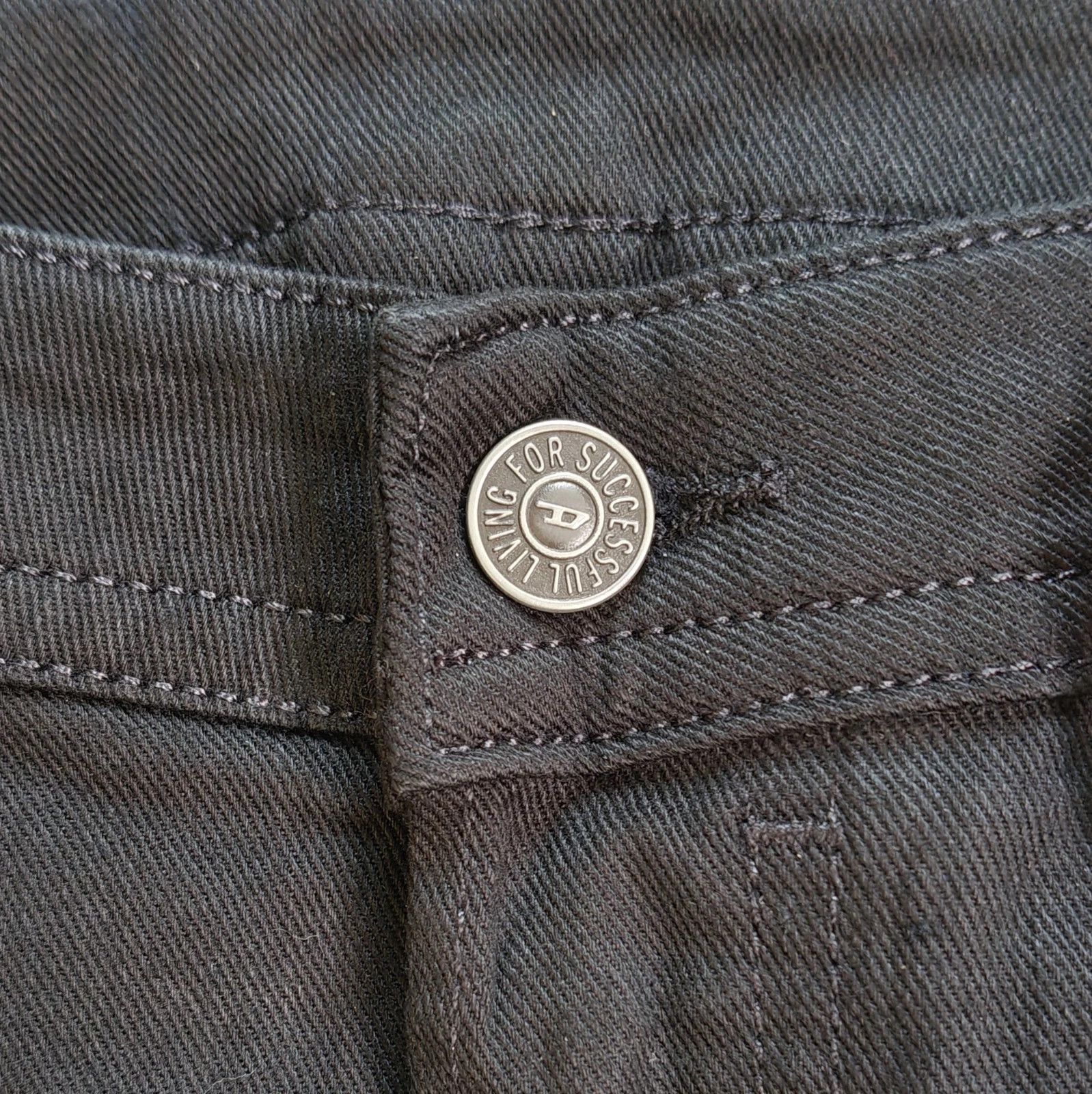 Diesel Diesel BUSTER L.32 MENS JEANS T/9579 Size US 30 / EU 46 - 3 Thumbnail