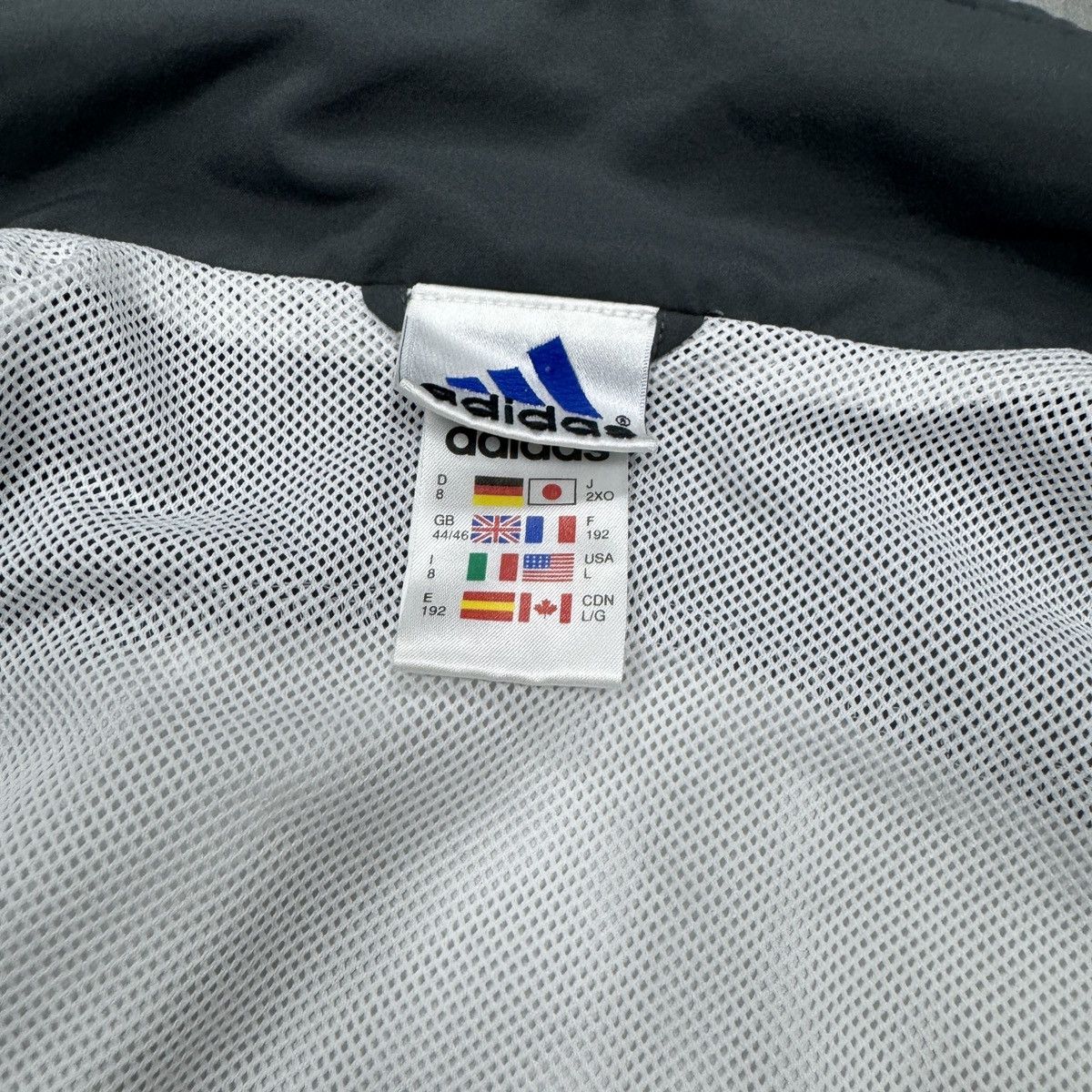 Adidas Vintage Adidas Track Suit Set Pants / Jacket 90s Men Size L Size US L / EU 52-54 / 3 - 12 Thumbnail