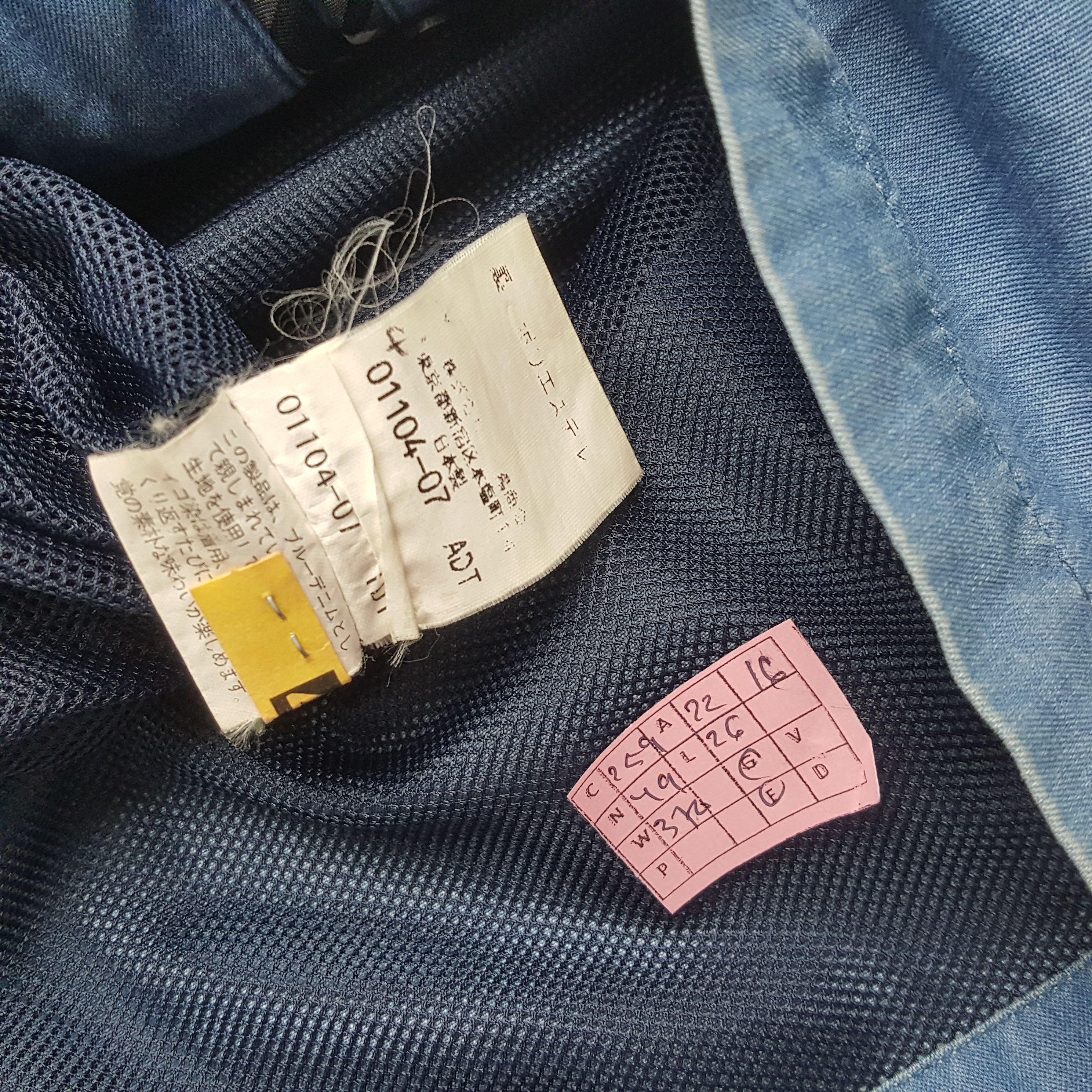 Burberry × Vintage BURBERRY LONDON Pocket Design Style Custom Art Vest Size US M / EU 48-50 / 2 - 5 Thumbnail