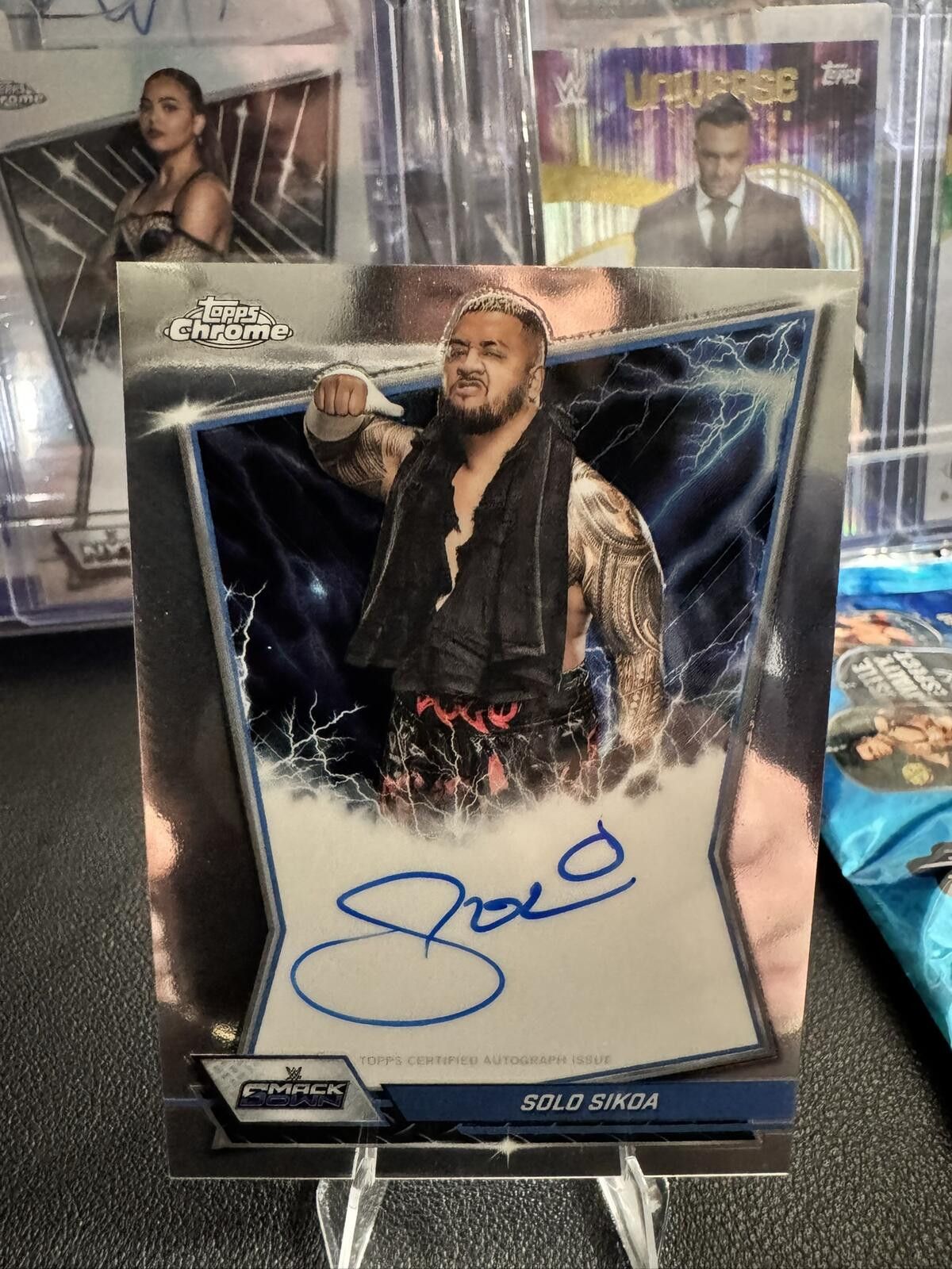Other 2026 Topps Chrome WWE SmackDown Solo Sikoa Auto Size ONE SIZE - 1 Thumbnail