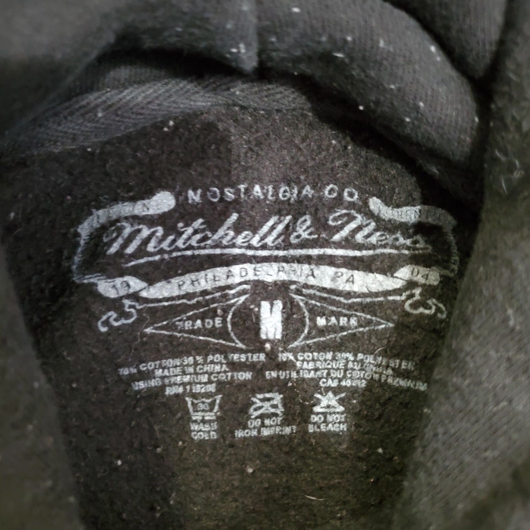 Mitchell & Ness VINTAGE Mitchell & Ness Hoodie Mens M Black Space Jam 25th Anniversary Looney Tunes Graphic Print Embroidered Logo Kangaroo Pocket Drawstring Hooded Size US M / EU 48-50 / 2 - 5 Thumbnail