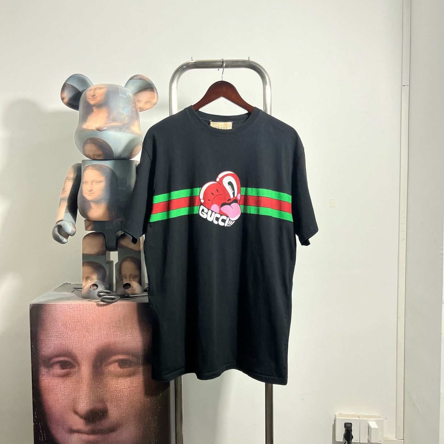 Gucci Gucci Retro T-Shirt l Men Size US L / EU 52-54 / 3 - 1 Thumbnail