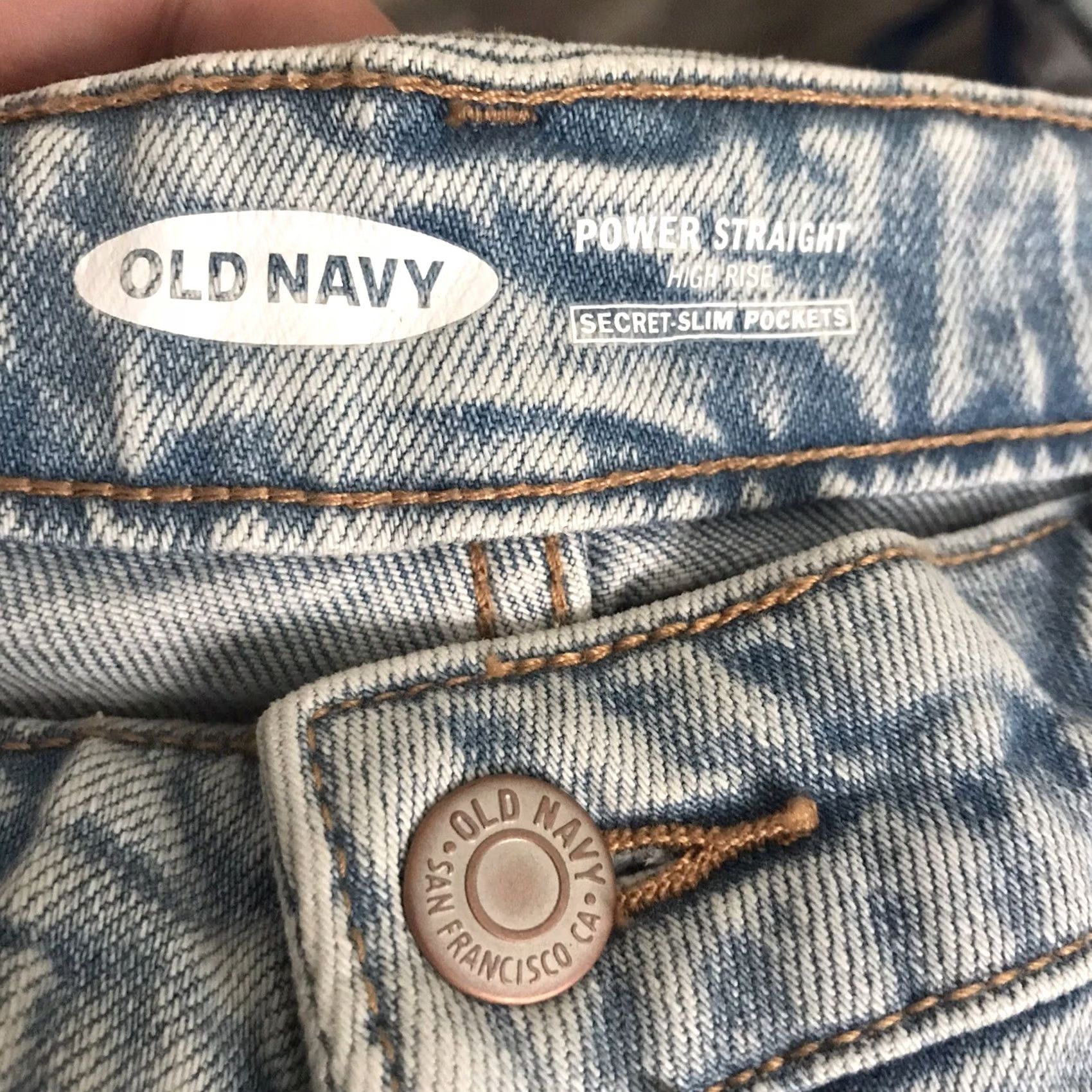 Old Navy Old Navy Jeans Womens 16 Power Straight Denim Mom Light Blue 5-Pocket High Rise Zip Button Distressed Casual 90s Womens Size 38" / US 16 / IT 52 - 4 Thumbnail