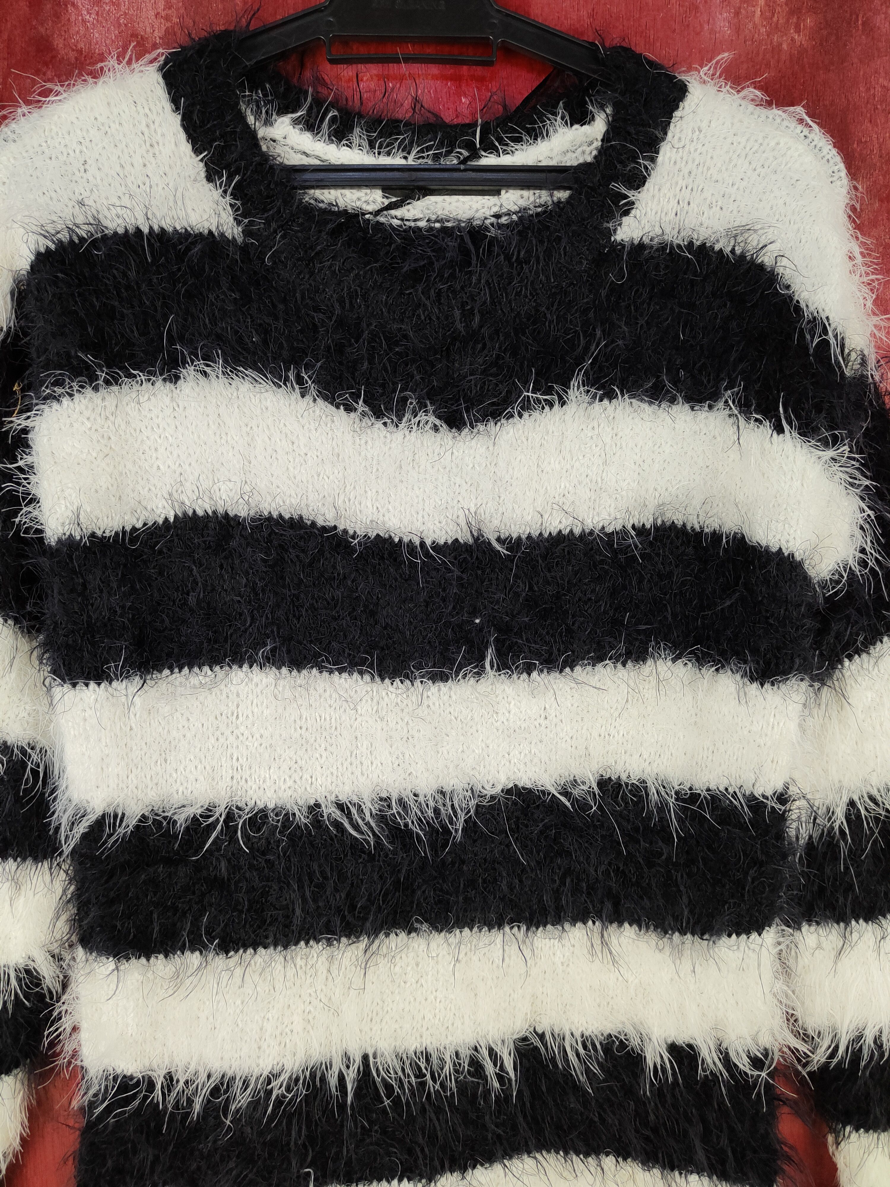 Japanese Brand Shiny Ripple Black White Fur Mohair Knitwear #S2062 Size M / US 6-8 / IT 42-44 - 2 Thumbnail