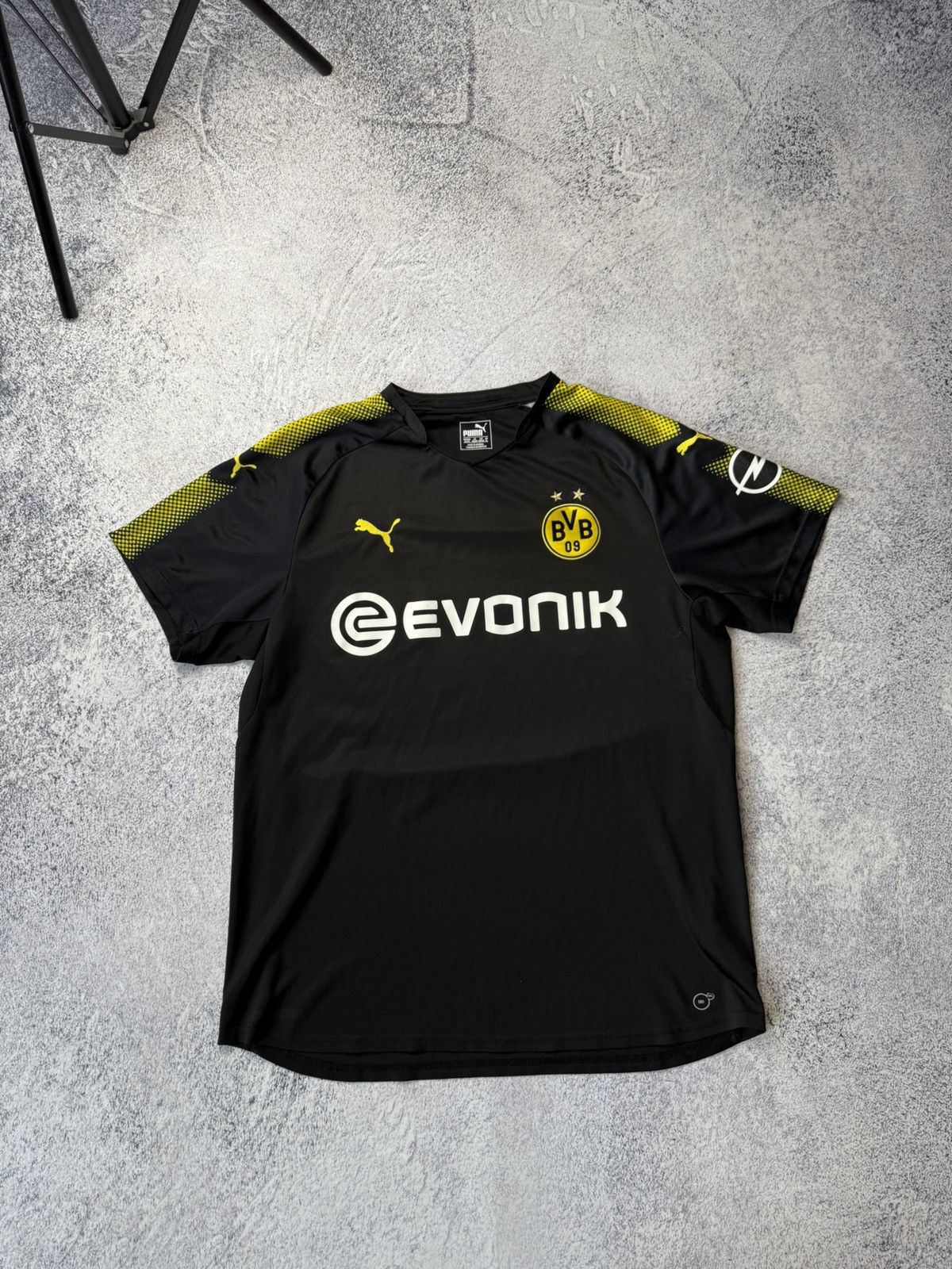 Puma Vintage Puma 2017-18 BORUSSIA DORTMUND jersey Size US XL / EU 56 / 4 - 1 Thumbnail