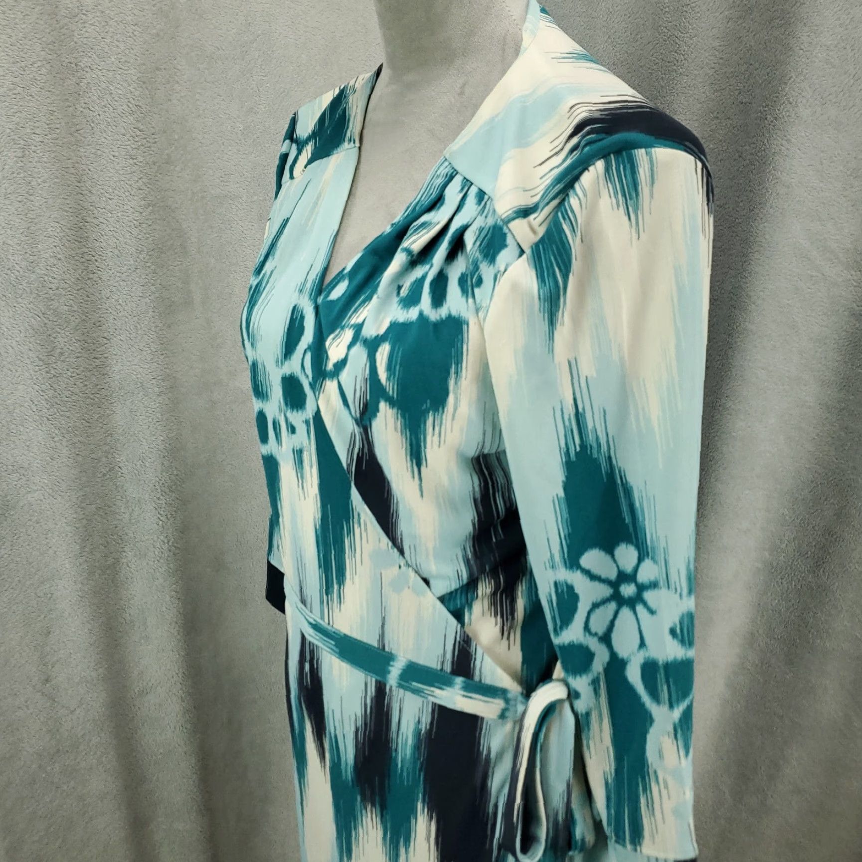 Old Navy VINTAGE Womens Wrap Dress Size L Floral Bohemian Modern Size L / US 10 / IT 46 - 4 Thumbnail
