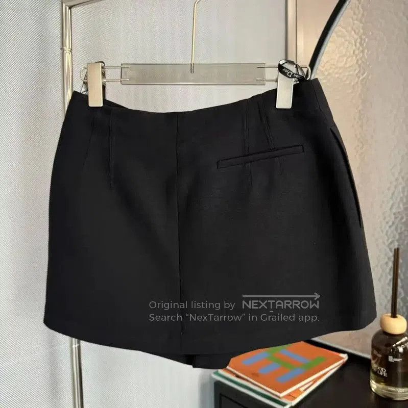 Dior Dior Black Silk Women’s Shorts . Size 23" - 2 Thumbnail