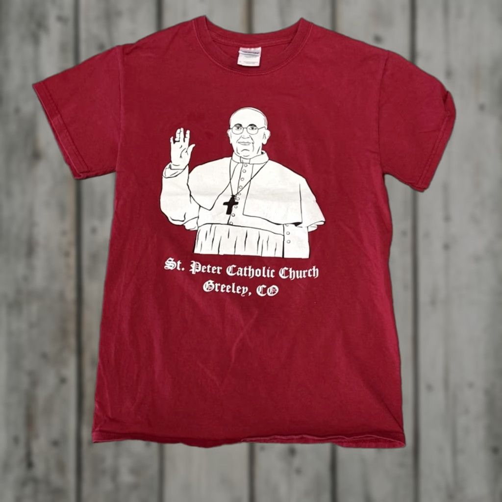 VINTAGE Pope Francis Tee St. Peter Catholic Church Greeley CO Small Jesus Shirt Mens Red S