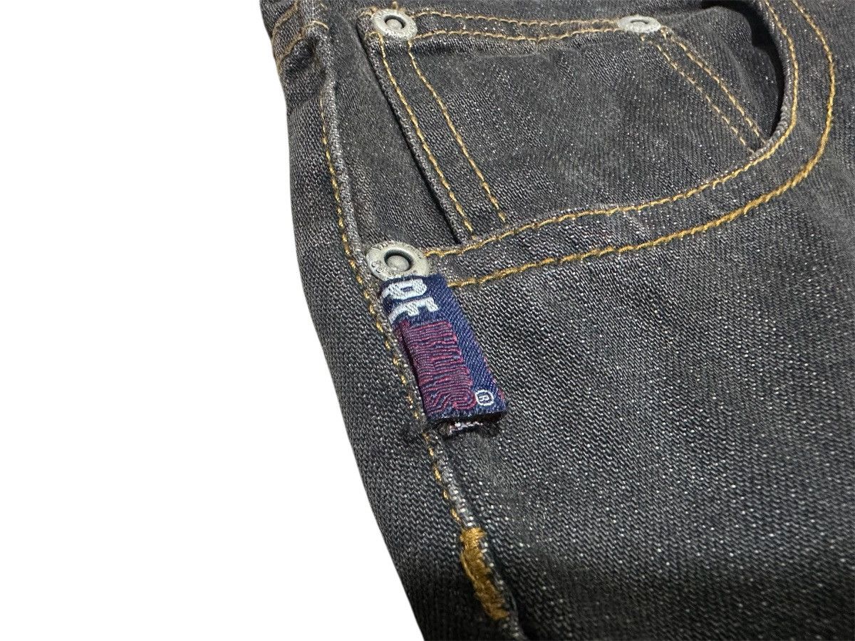 Japanese Brand 🔥Sick Y2K Phatfarm Patchwork Baggy Denim Distressed Size US 32 / EU 48 - 8 Thumbnail