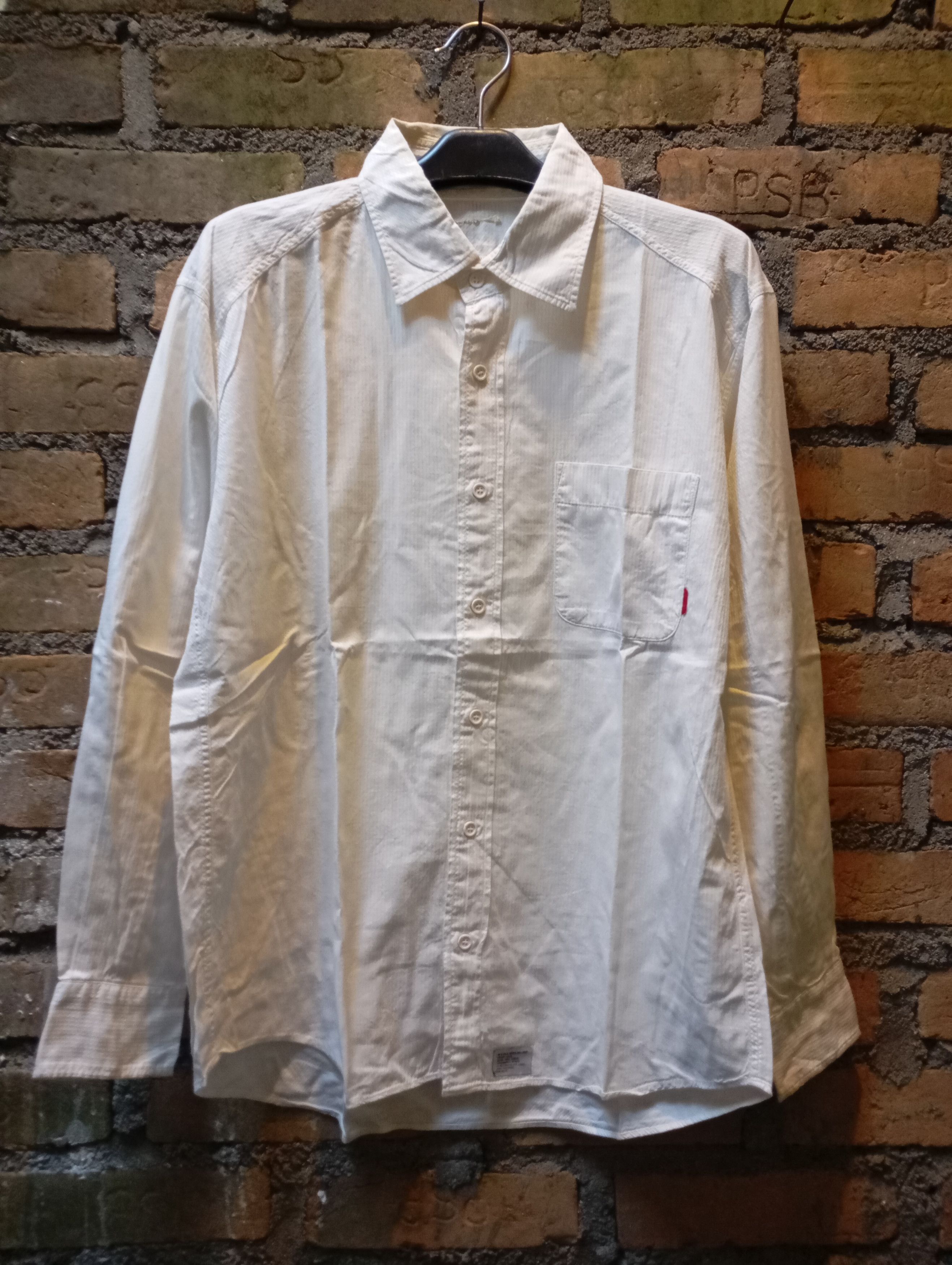 Japanese Brand × Wtaps Wtaps White Shirts Made in Japan Size US M / EU 48-50 / 2 - 1 Thumbnail