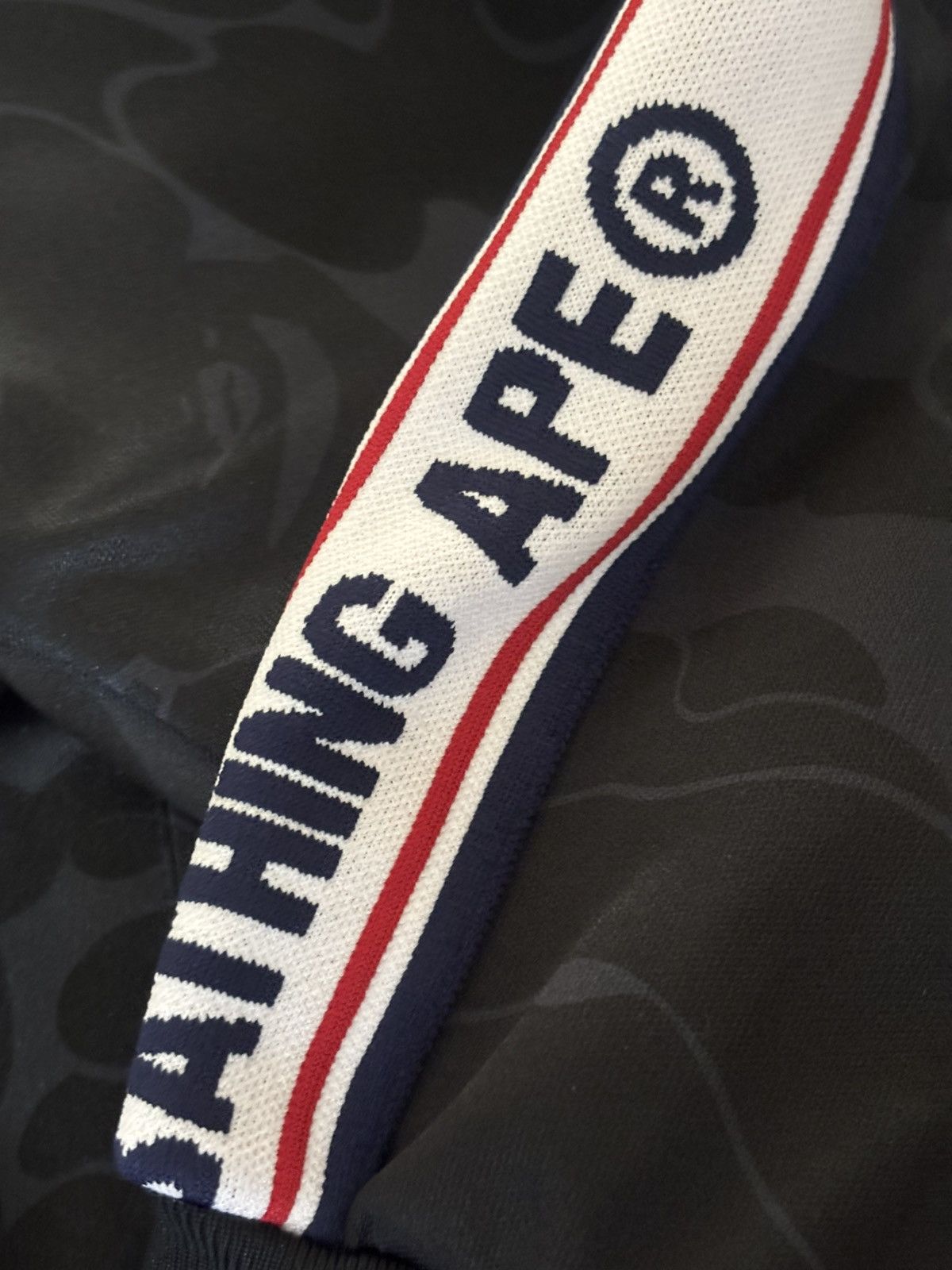 Bape ape bape solid camo relaxed fit shark full zip hoodie M new Size US M / EU 48-50 / 2 - 7 Thumbnail
