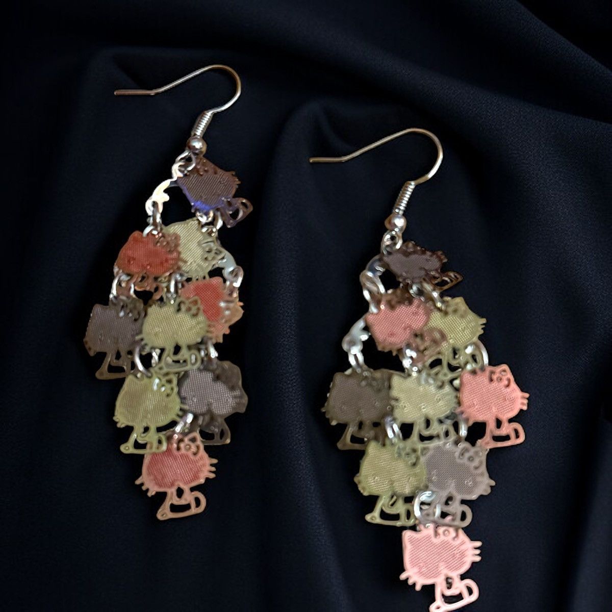 Other Multicolor Hello Kitty chandelier earrings Size ONE SIZE - 1 Thumbnail