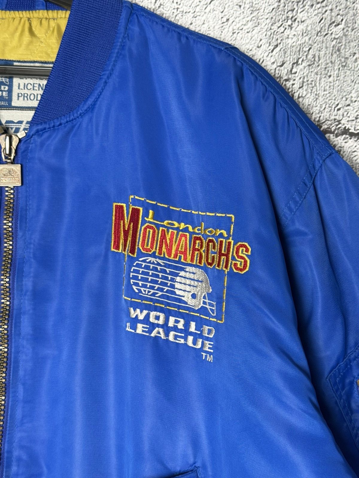 Starter Vintage London Monarchs Wolrd League NFL Bomber Jacket Size US L / EU 52-54 / 3 - 11 Thumbnail