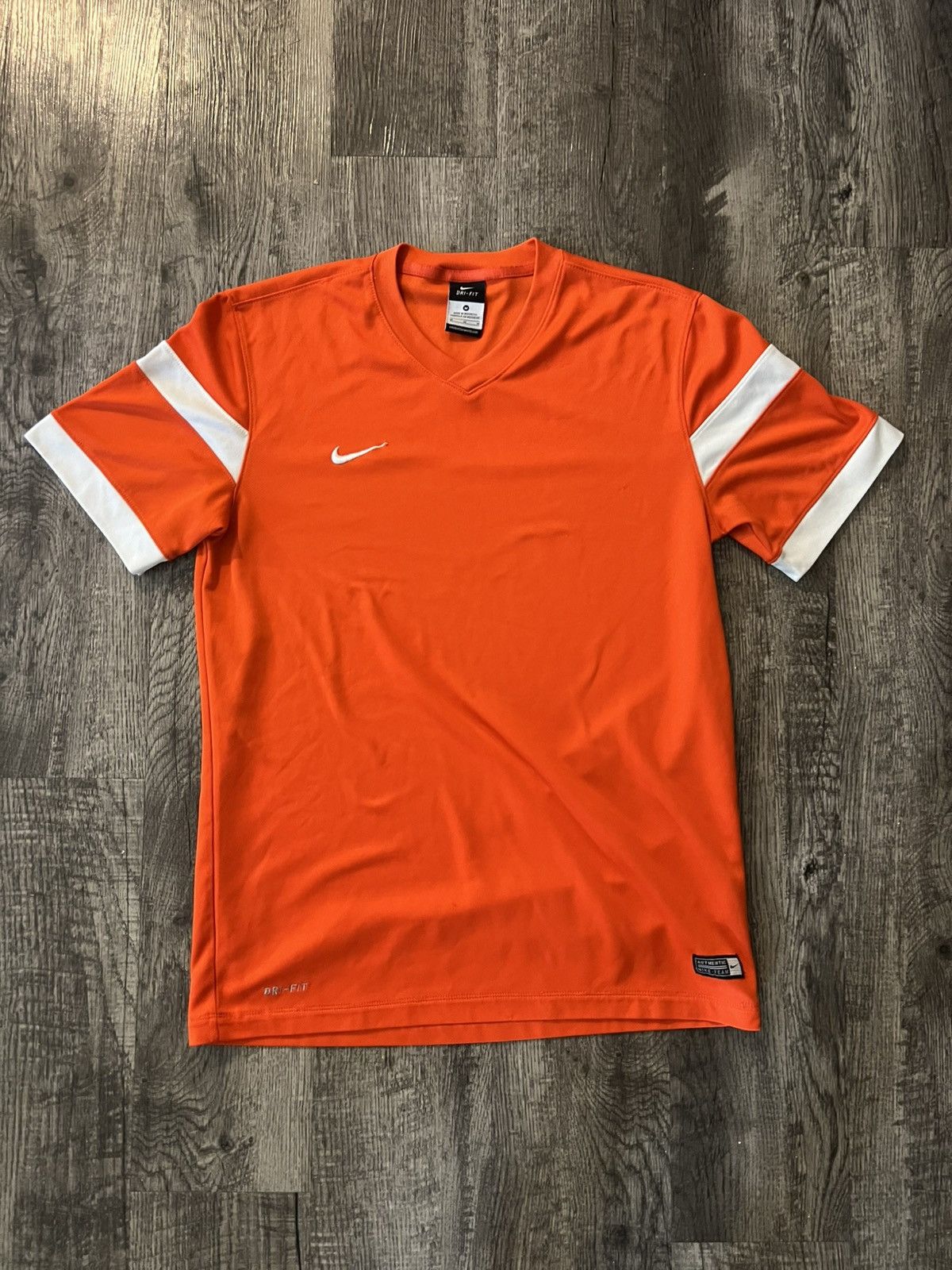 Nike × Vintage Vintage Nike Team Dri-Fir Short Sleeve Size US M / EU 48-50 / 2 - 1 Thumbnail