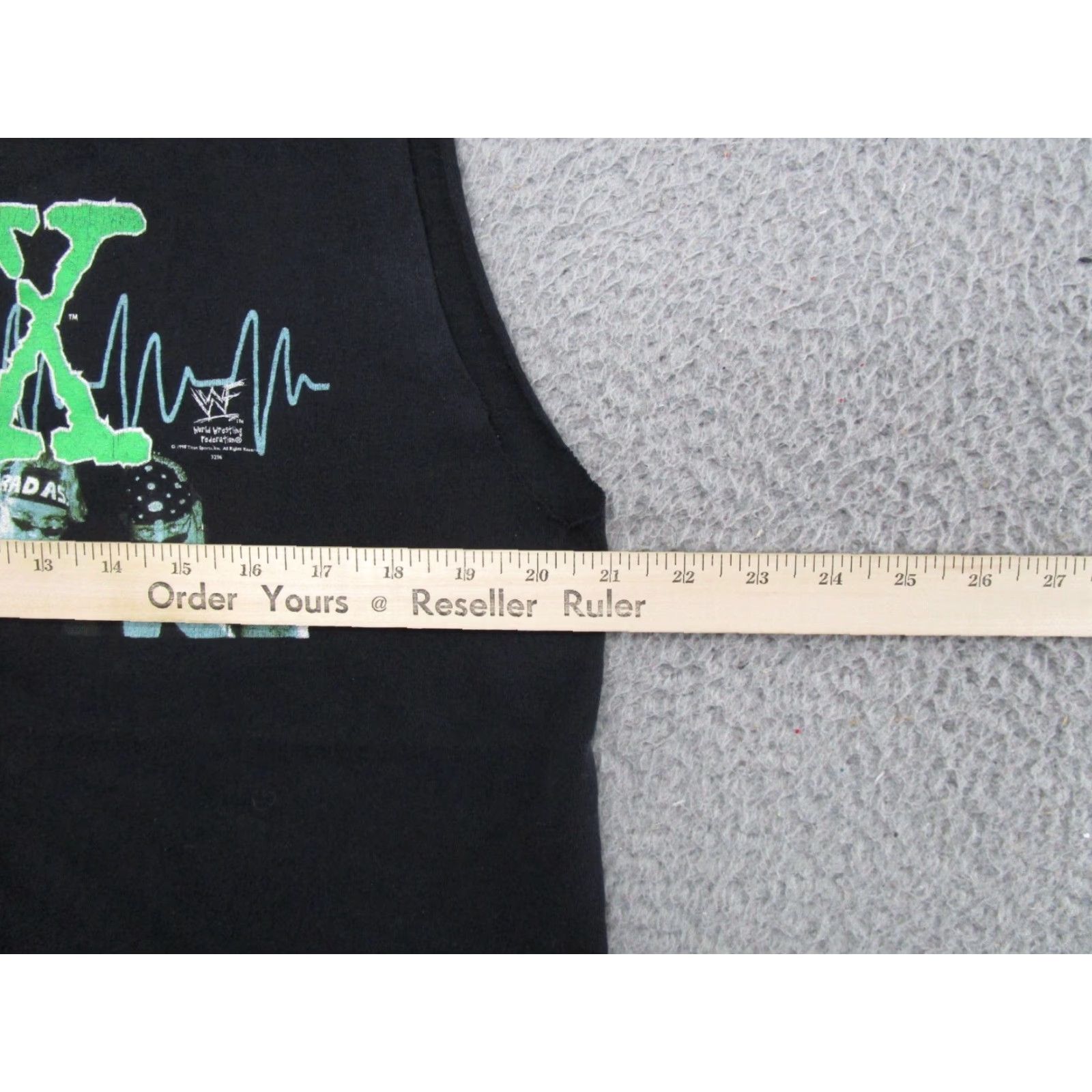 Vintage VINTAGE 1998 90s D Generation X Get Raided Double-Sided Shirt L Black Mens Short Sleeve Adult Large T-Shirt 90s Theme Double-Sided Cut Off Read Size US L / EU 52-54 / 3 - 6 Thumbnail