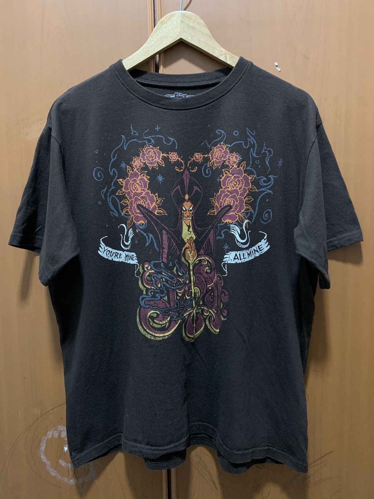 Disney Disney Villains "Jaafar" Tokyo Disney T-Shirt Size US L / EU 52-54 / 3 - 1 Thumbnail