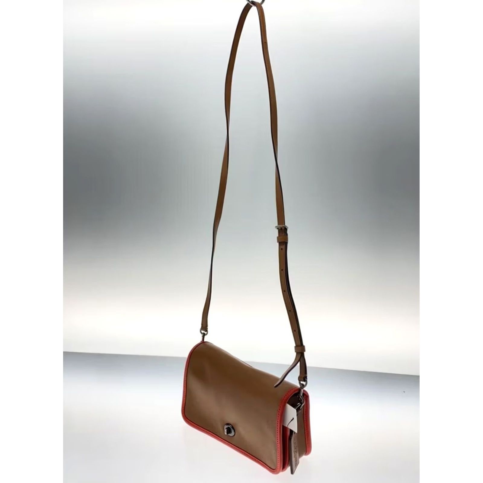 COACH Legacy Penny Leather Shoulder Bag CML camel...ESTATE?