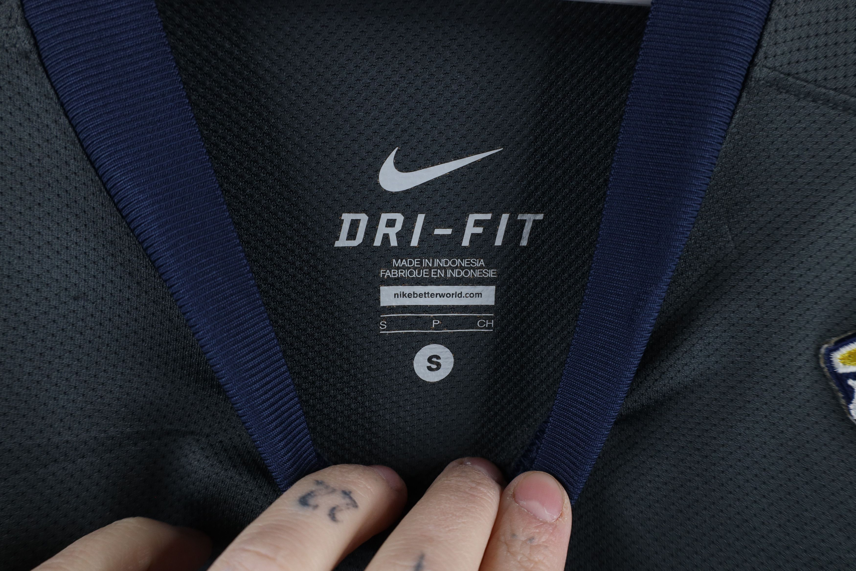Nike × Vintage Nike Game Worn University of Toledo Soccer Jersey Gray #26 Size US S / EU 44-46 / 1 - 9 Thumbnail