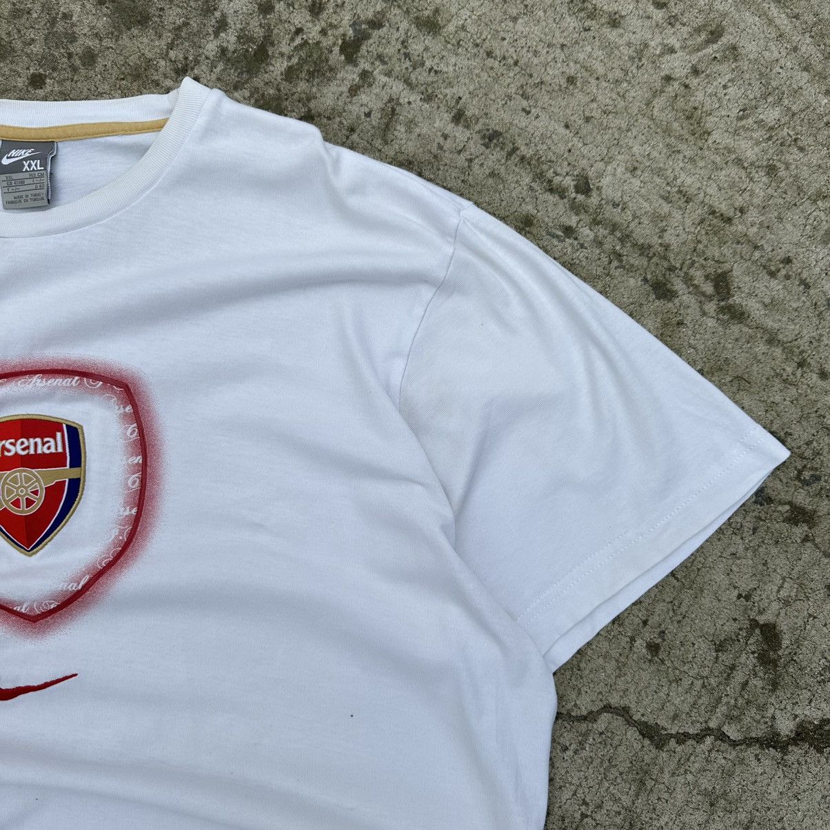 Nike Vintage Nike Arsenal Centre Logo T-shirts Y2K Size 2XL Y2K Size US XXL / EU 58 / 5 - 6 Thumbnail