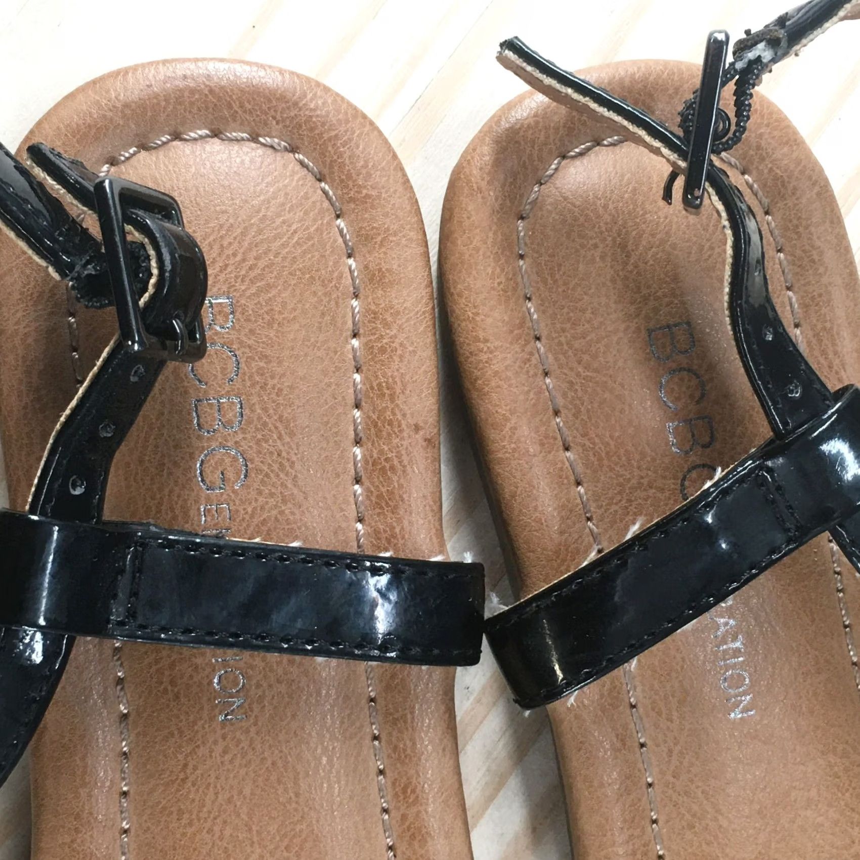 BCBGeneration BCBGeneration Sandals Womens 6 B Ankle Straps Black Leather Casual Buckle Thong Size US 6 / IT 36 - 5 Thumbnail