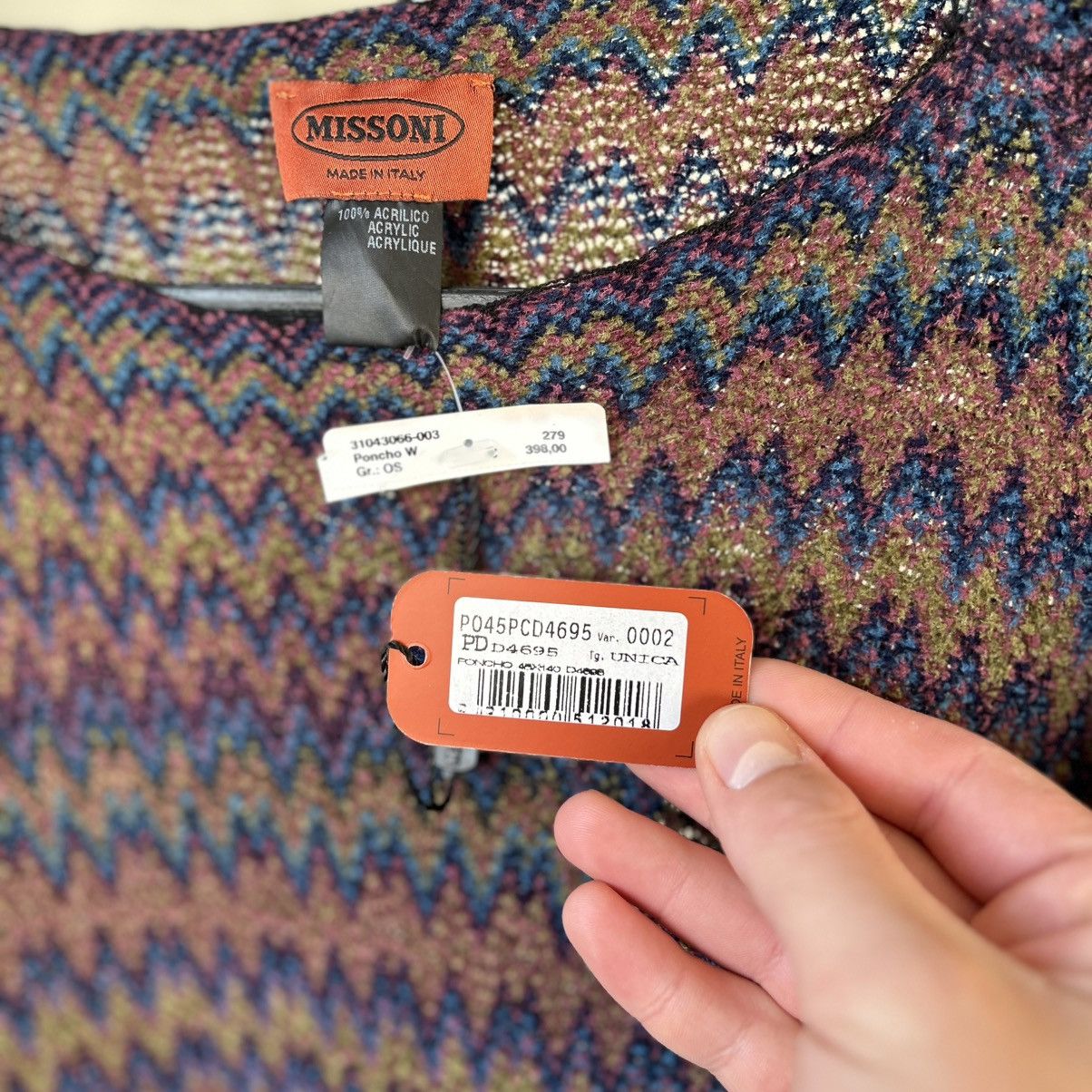 Missoni NWT Missoni Zig Zag Knit Poncho Size ONE SIZE - 6 Thumbnail