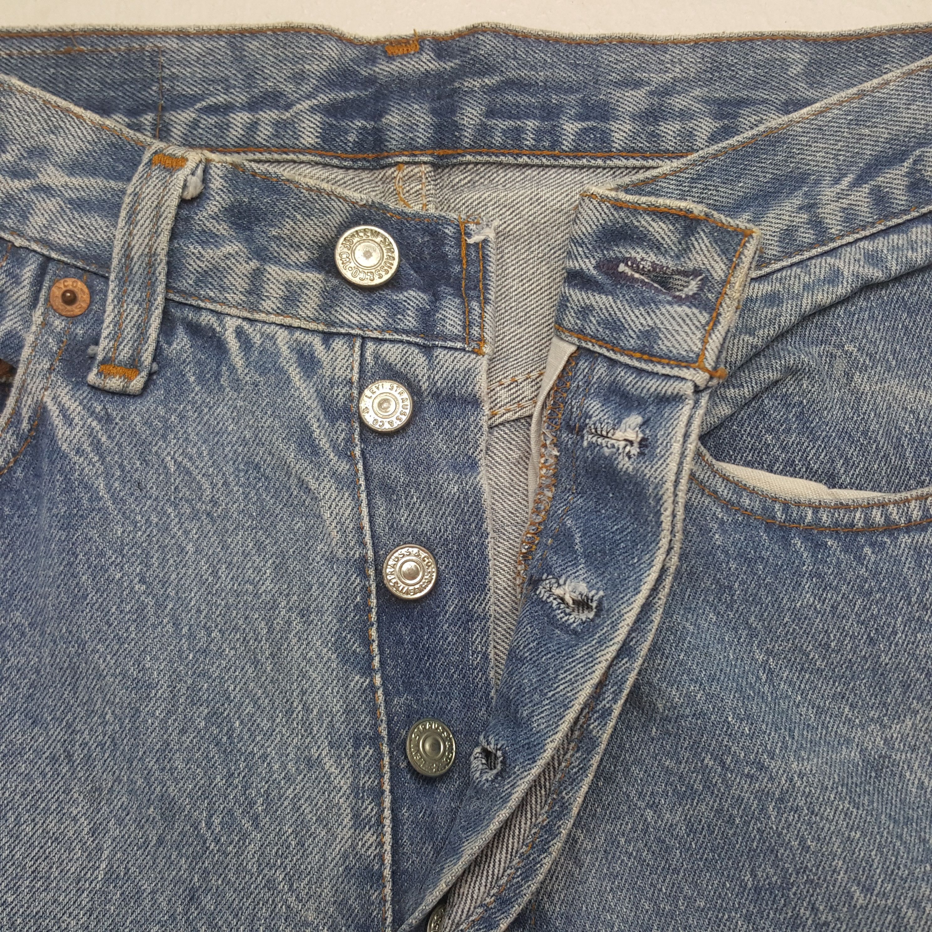 Levi's Vintage Levi Strauss & Co 501 American Denim Jeans RR15 Size US 29 - 7 Thumbnail