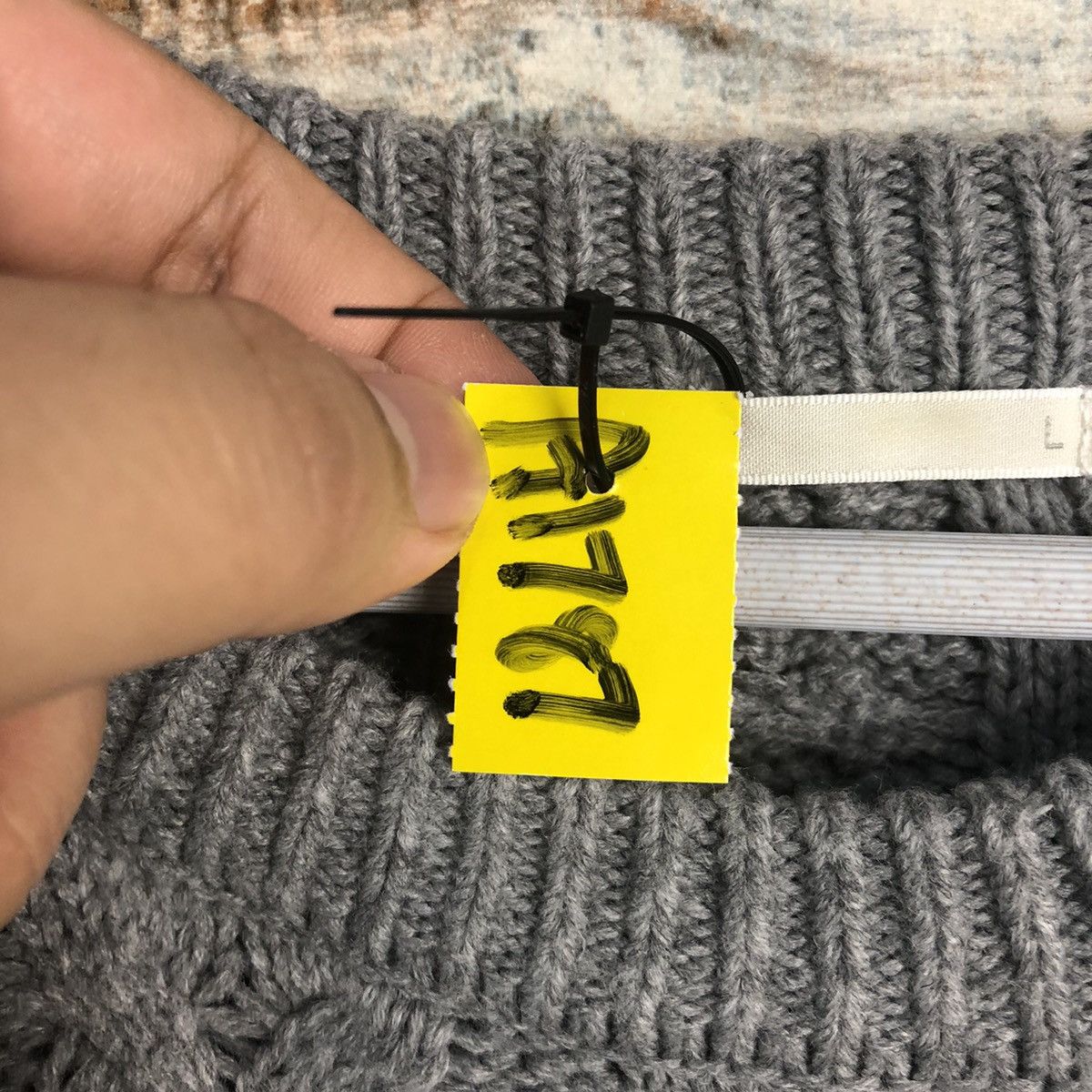 GU × Homespun Knitwear GU japan Grey cable Knitwear #A1787 Size L / US 10 / IT 46 - 10 Thumbnail