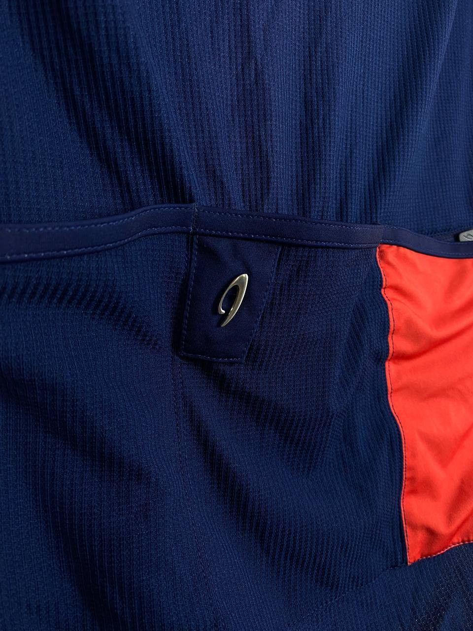 Other Isadore Pelotan Born To Climb Luxury Jersey Size US S / EU 44-46 / 1 - 17 Thumbnail