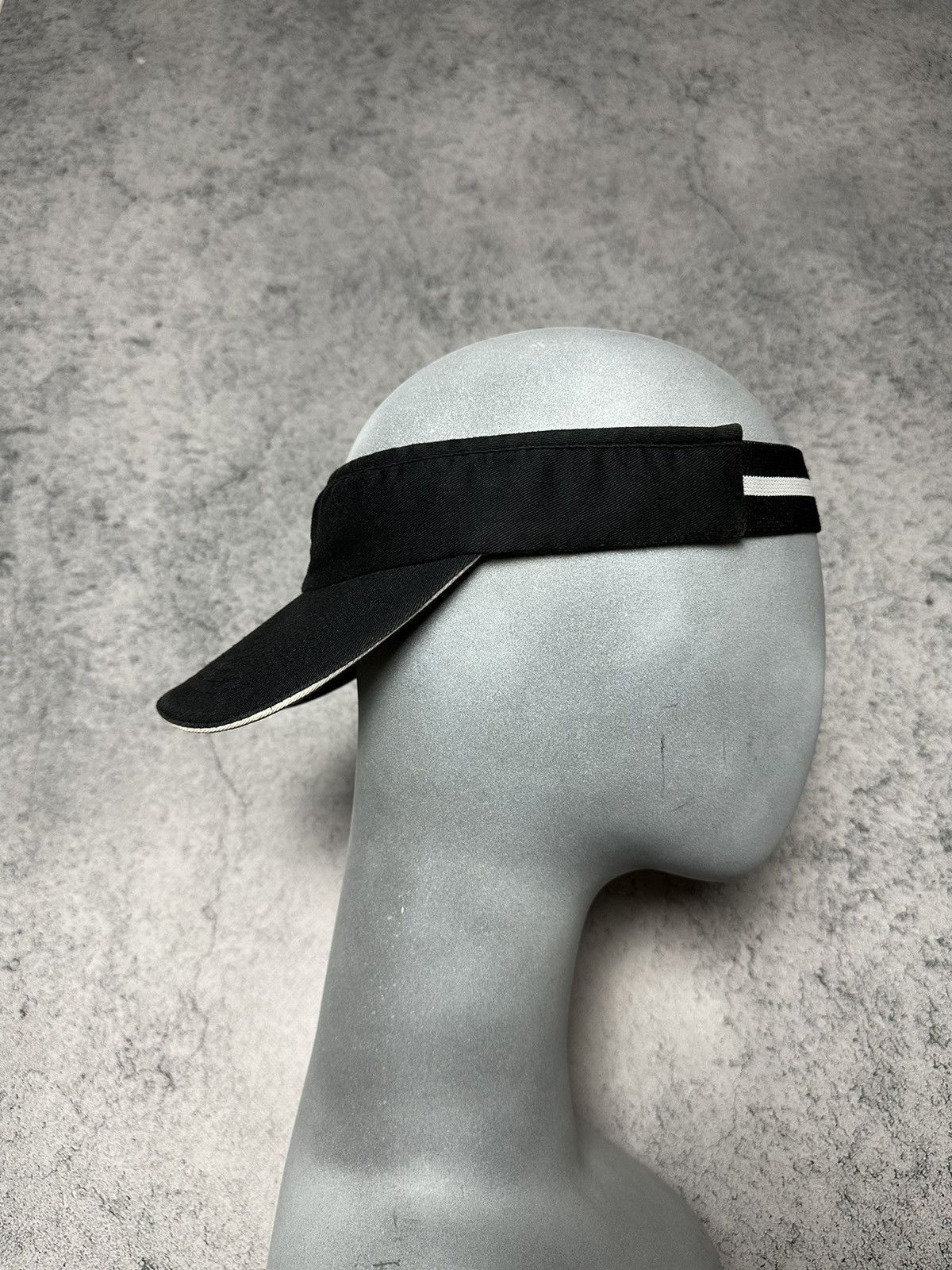 Vintage Vintage Nike Visor Golf Tennis Cap Hat Swoosh Size ONE SIZE - 2 Thumbnail