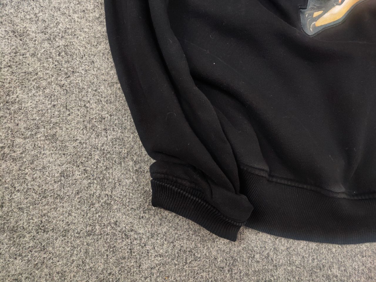 Givenchy Givenchy Girl Logo Embroidery Authentic Crewneck Sweatshirt Size US S / EU 44-46 / 1 - 7 Thumbnail