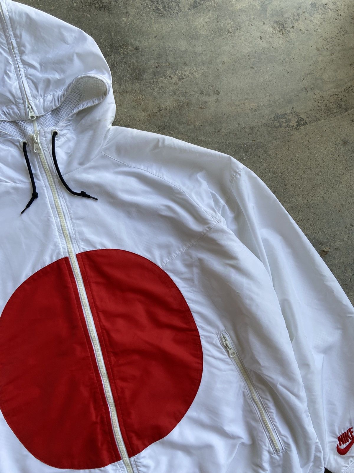 Nike VINTAGE NIKE JAPAN OLYMPIC WINDRUNNER JACKET Size US M / EU 48-50 / 2 - 8 Thumbnail