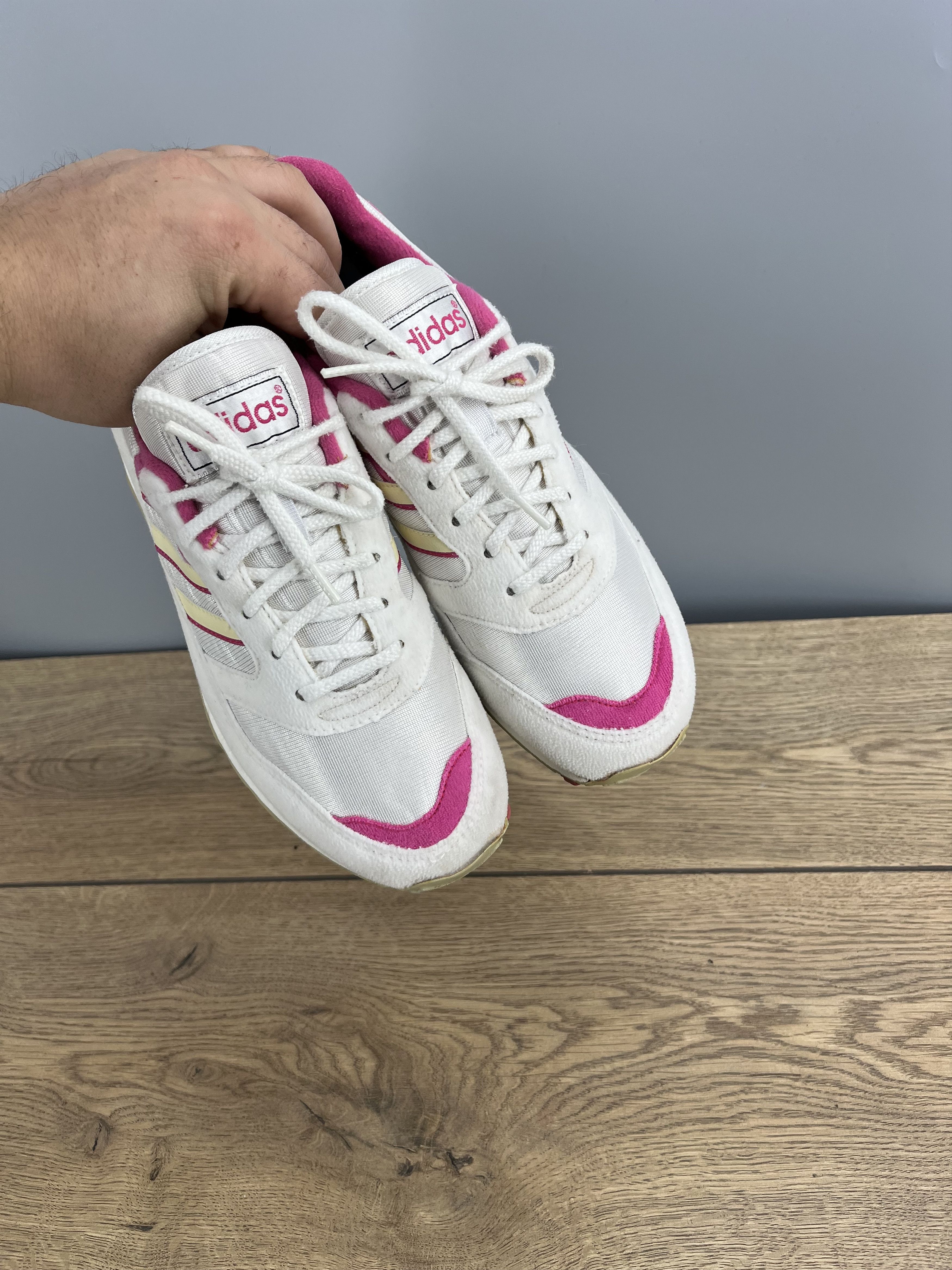 Adidas Adidas Womens Retro Runner Sneakers White Pink Yellow US 8 Size US 6.5 / IT 36.5 - 4 Thumbnail