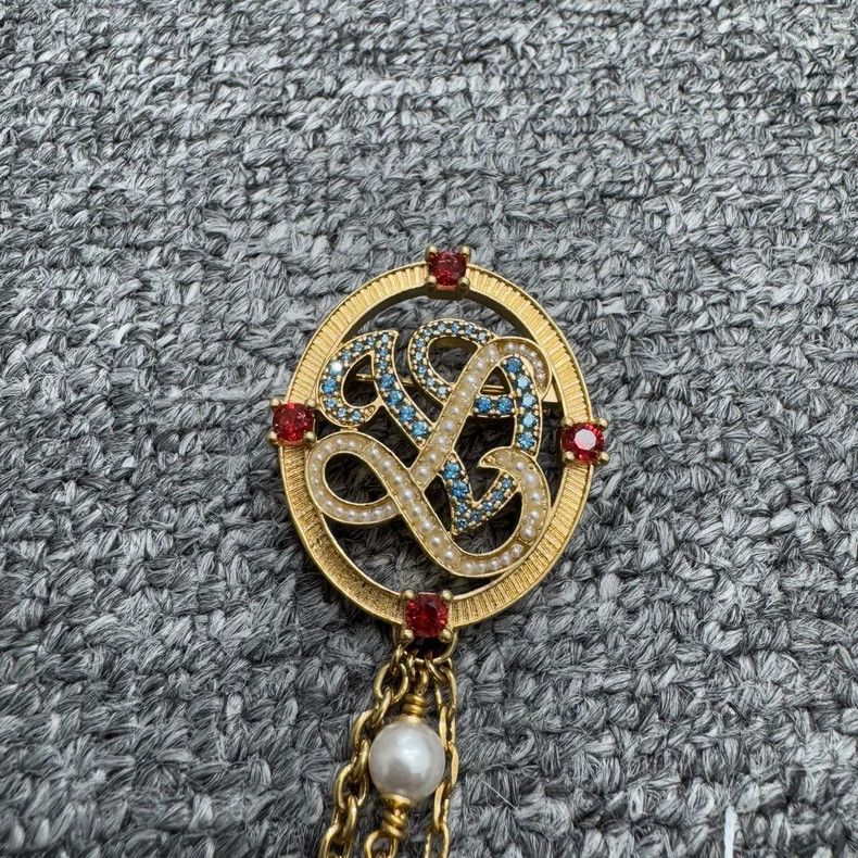 Louis Vuitton Louis Vuitton Dynasty Pearls Pearl Brooch Size ONE SIZE - 6 Thumbnail