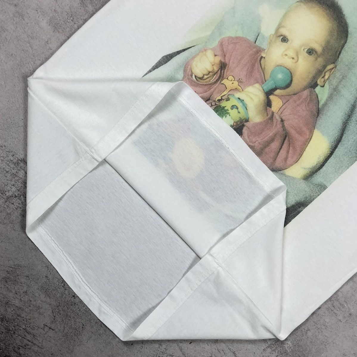 Vintage 90s Baby Creepy Bizarre Infant Graphic Tee Size US M / EU 48-50 / 2 - 6 Thumbnail
