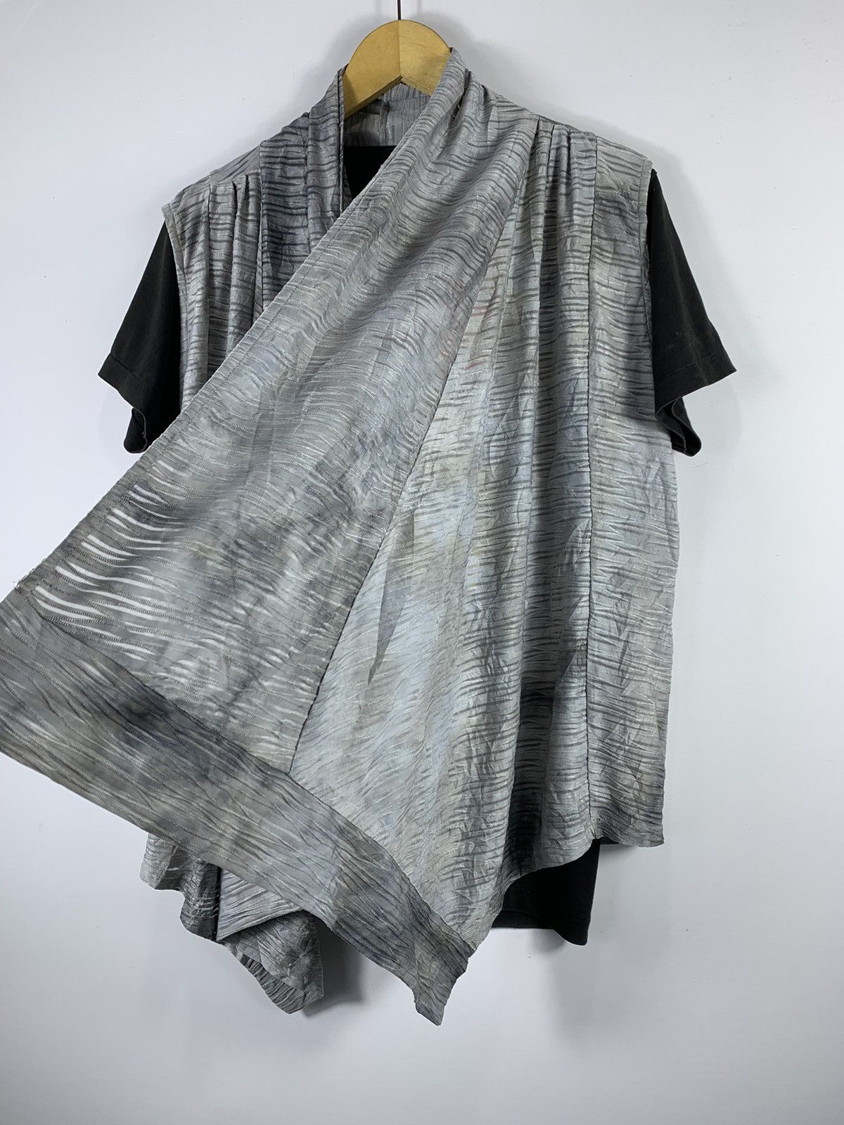 Tornado Mart TORNADO MART JAPAN CARDIGAN CRAZY ABSTRACT Size US L / EU 52-54 / 3 - 4 Thumbnail