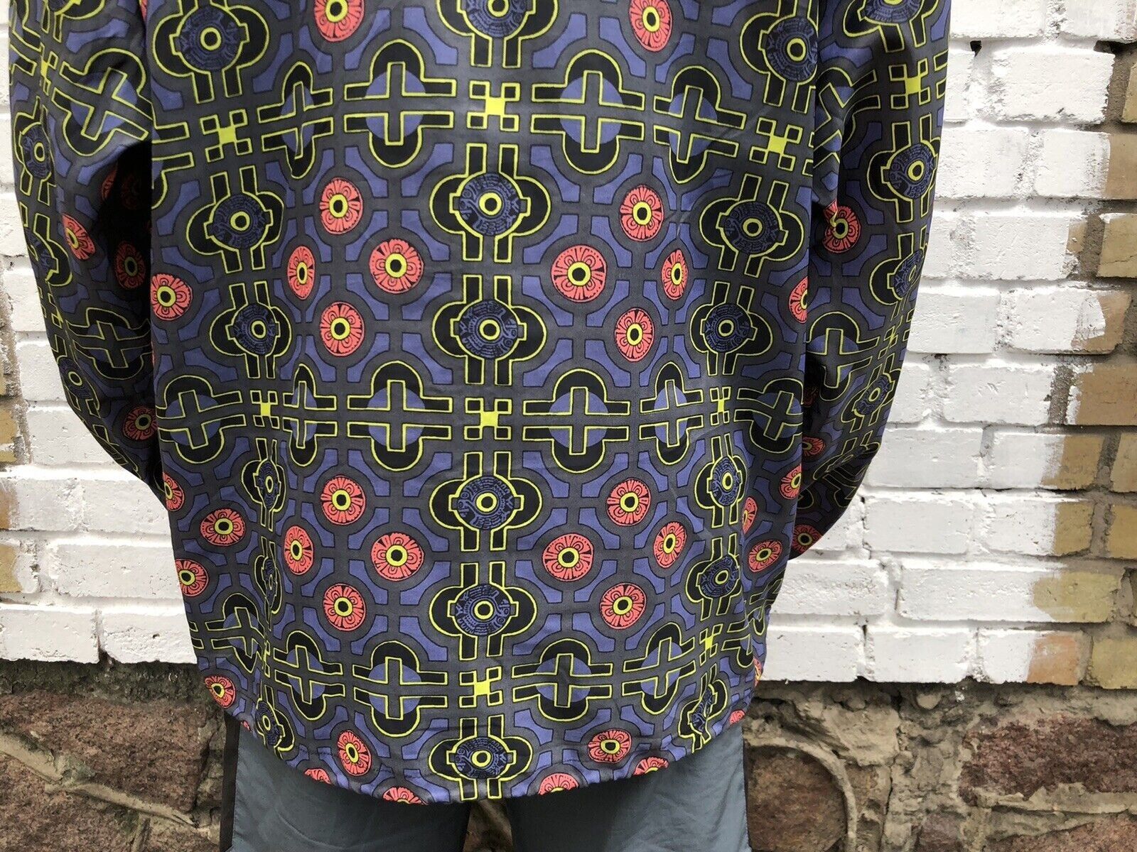 Adidas VINTAGE 1990s 90s CRAZY ADIDAS JACKET RAINCOAT AZTEC NYLON Size US M / EU 48-50 / 2 - 6 Thumbnail