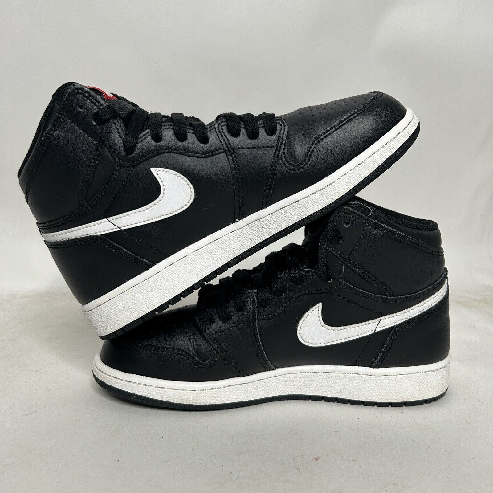 Nike Nike Air Jordan 1 Retro High BG “Black White/Ying Yang” 2024 Size US 7.5 / IT 37.5 - 2 Thumbnail