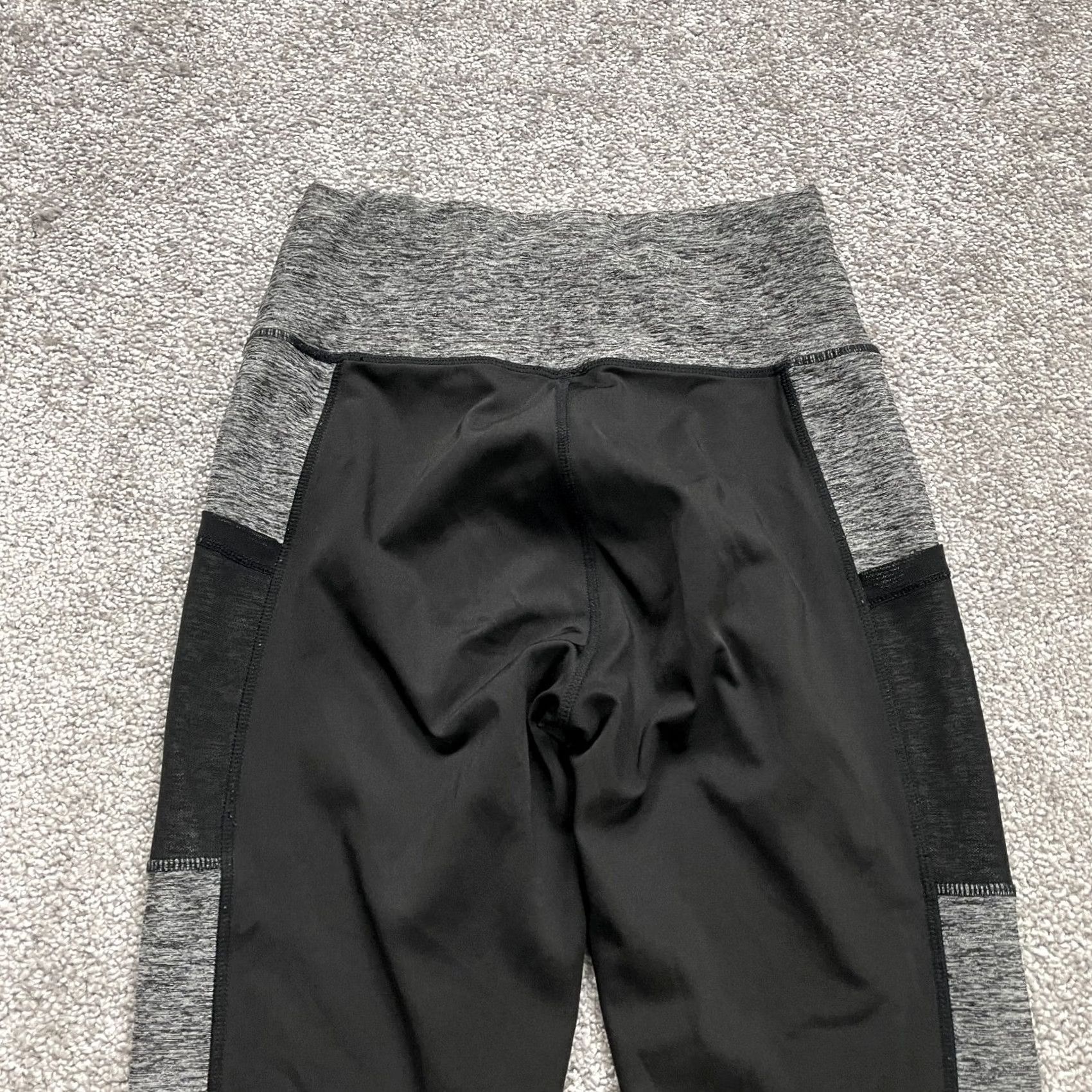 Shein Shein Compression Leggings Women S Gray Black Pocket Active Athletic 23x27 Size 28" / US 6 / IT 42 - 3 Thumbnail