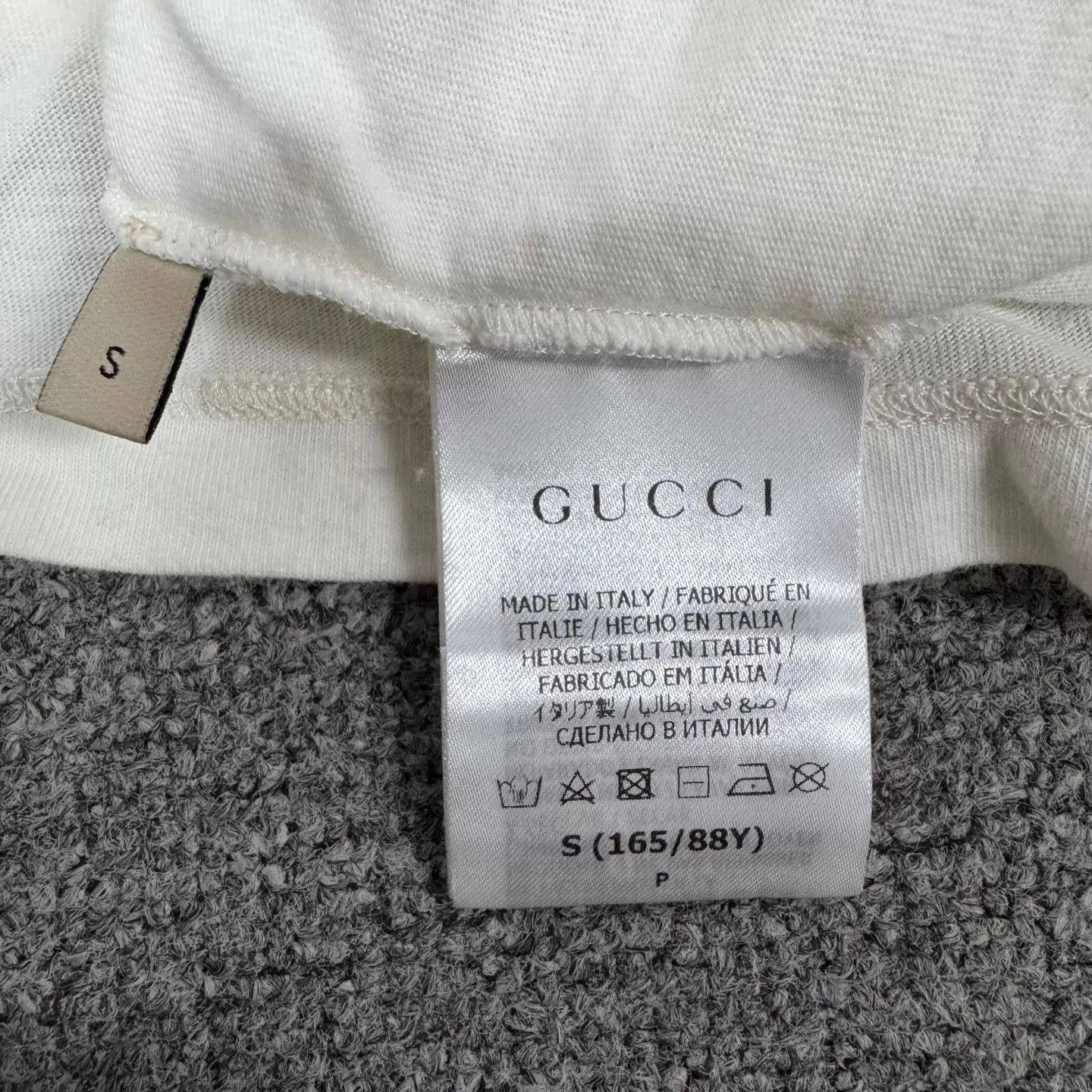 Gucci Gucci flocked logo short sleeve top S 99 new Size S / US 4 / IT 40 - 7 Thumbnail