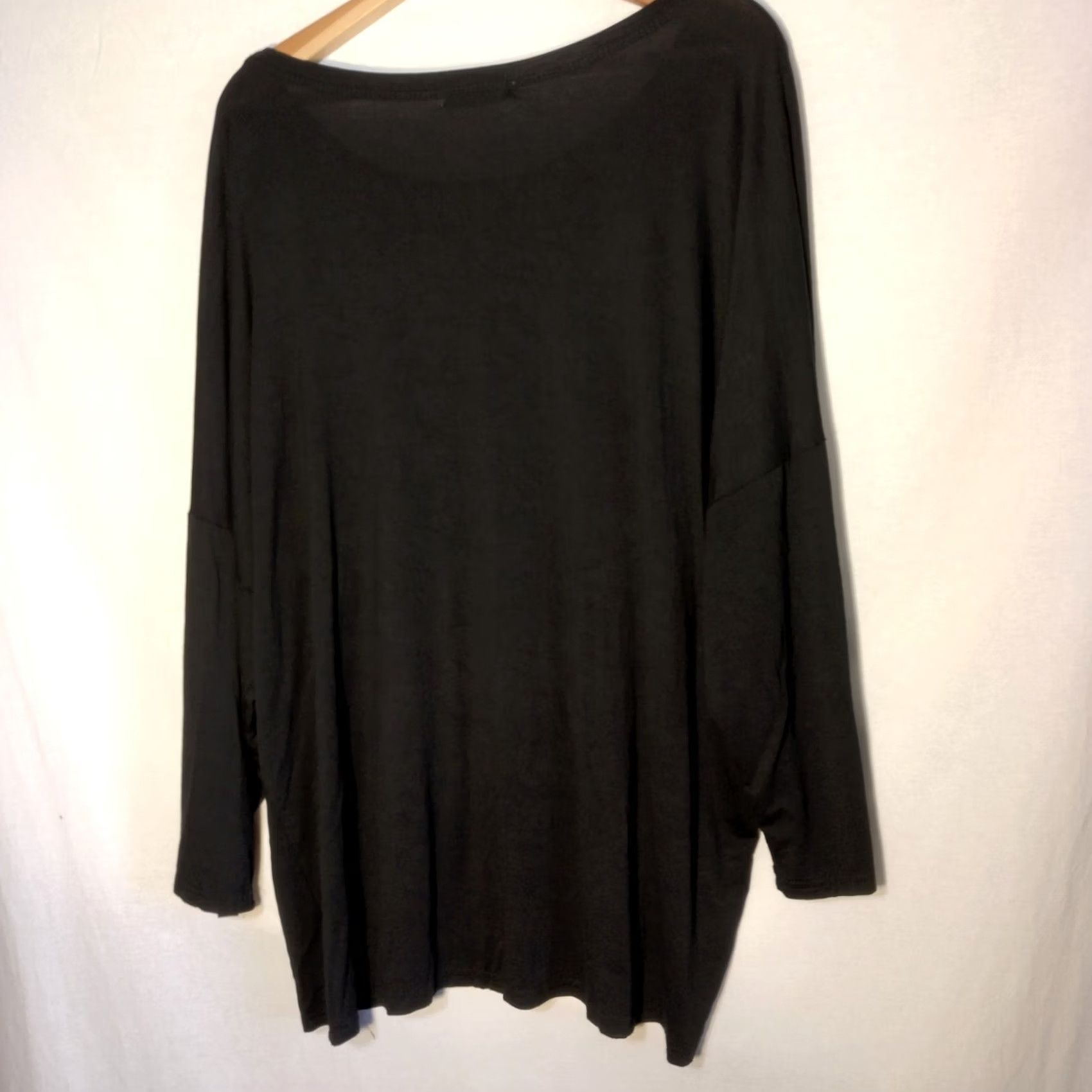 Vintage Julia Plus Size Tunic Shirt 3XL Black Silver Mandala 3/4 Sleeve Bling Viscose Spandex Bohemian Hippie Artsy Shirt Womens Size XXL / US 16-18 / IT 52-54 - 3 Thumbnail