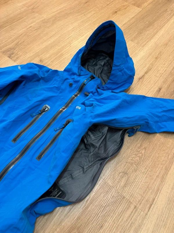 Norrona Norrona Trollveggen Gore-Tex Pro Jacket W GTX Hardshell S Size S / US 4 / IT 40 - 11 Thumbnail