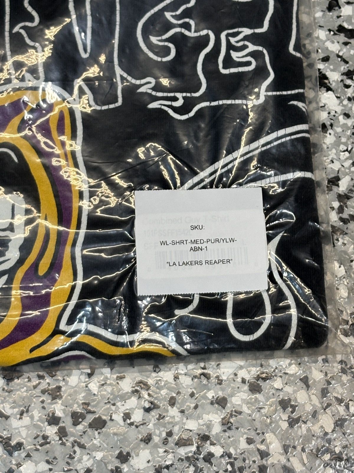 NBA × Warren Lotas 2022 LA Lakers X Warren Lotas Signature Reaper Shirt Size M Size US M / EU 48-50 / 2 - 8 Thumbnail