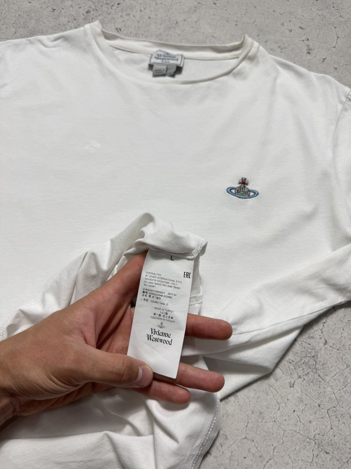 Vivienne Westwood Vivienne Westwood Luxury White T-Shirt Size US L / EU 52-54 / 3 - 7 Thumbnail